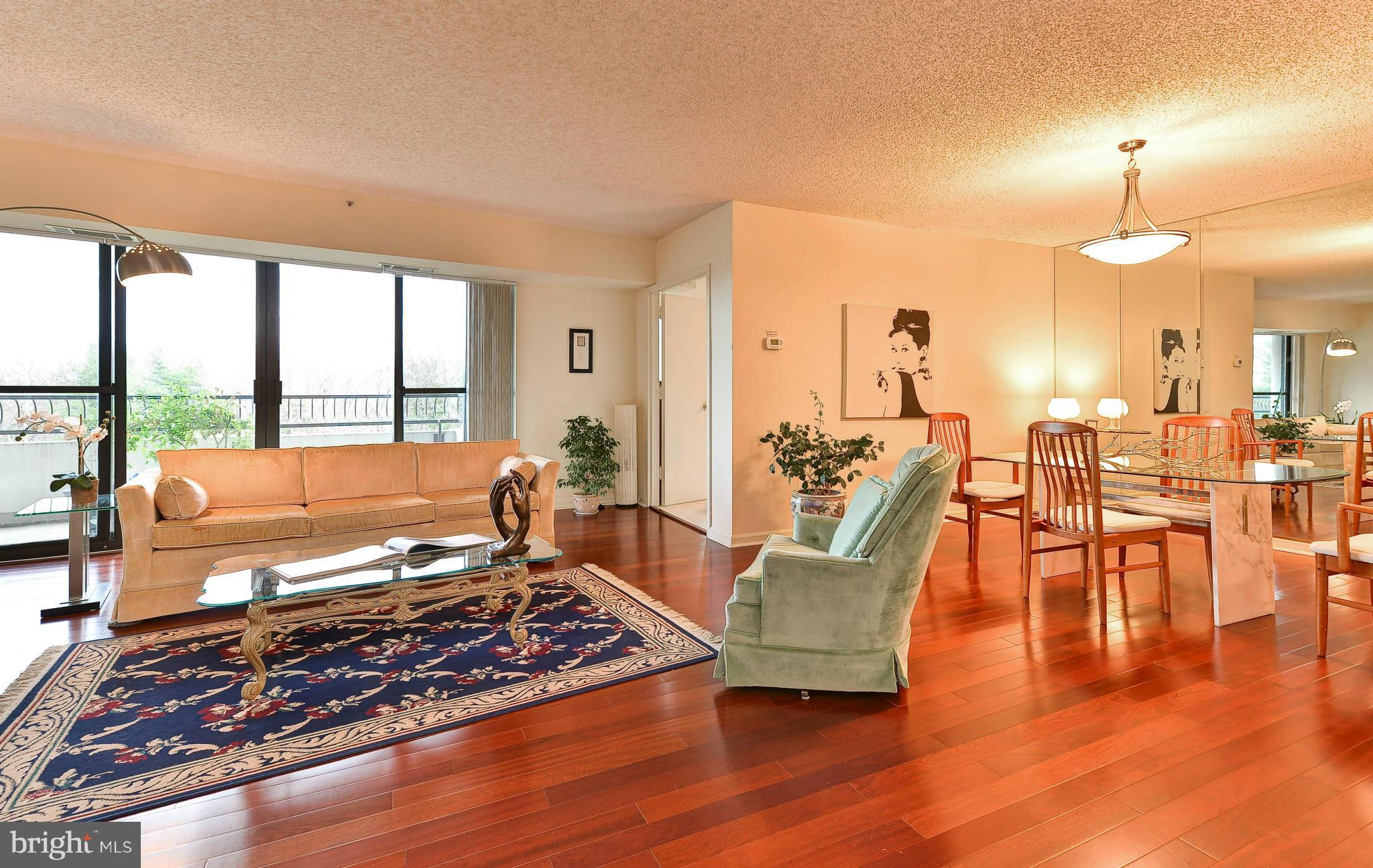 CRYSTAL GATEWAY - Residential