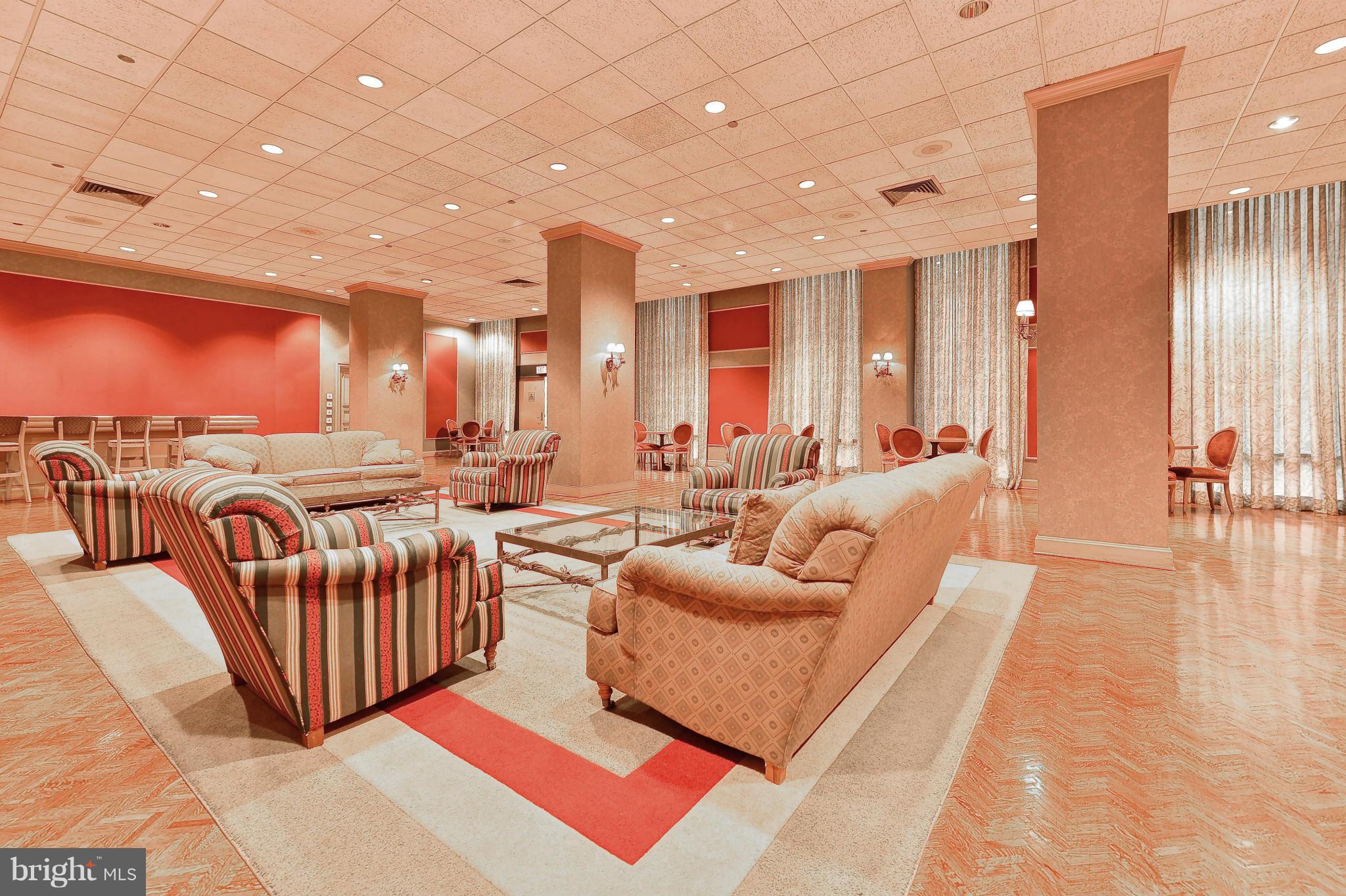 CRYSTAL GATEWAY - Residential