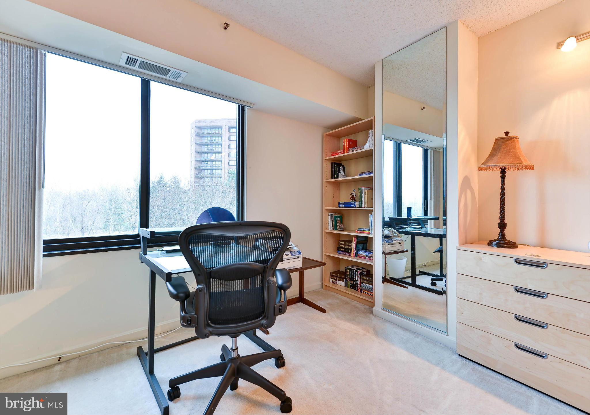 CRYSTAL GATEWAY - Residential