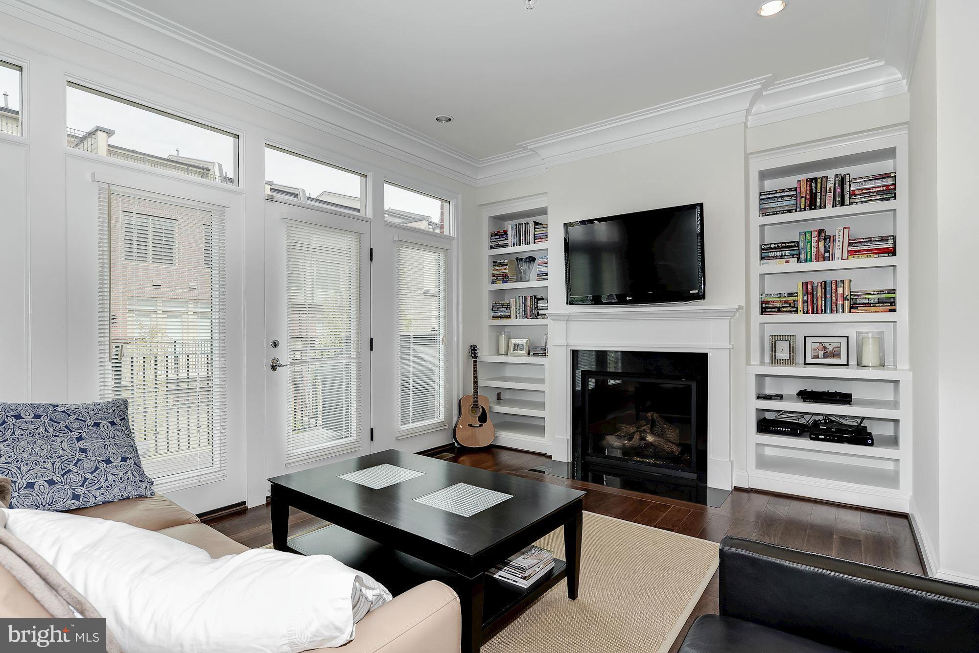 SYMPHONY PARK - Residential Lease