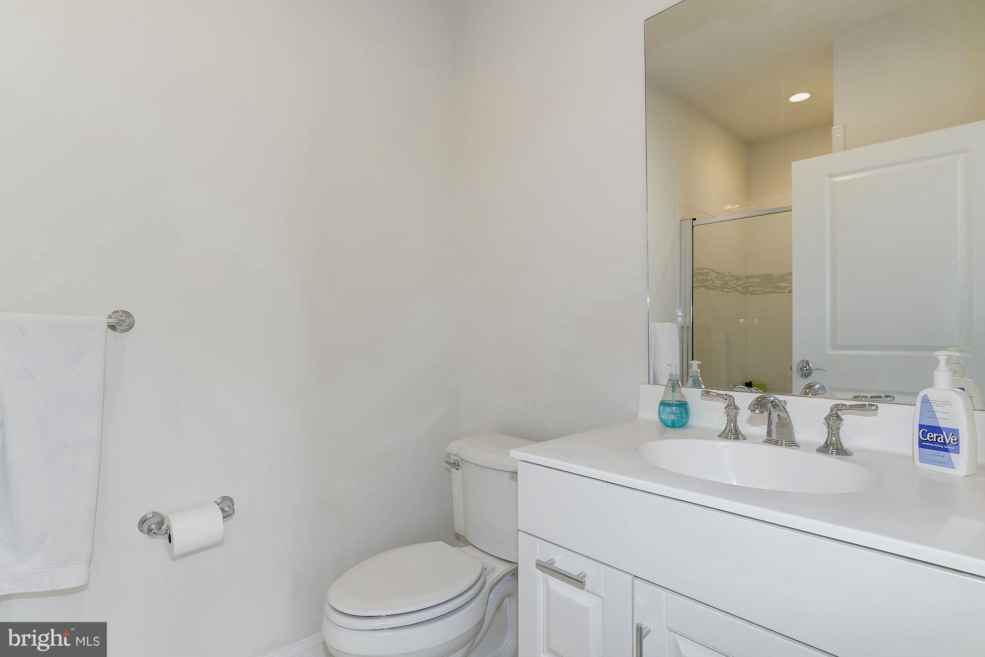 SYMPHONY PARK - Residential Lease