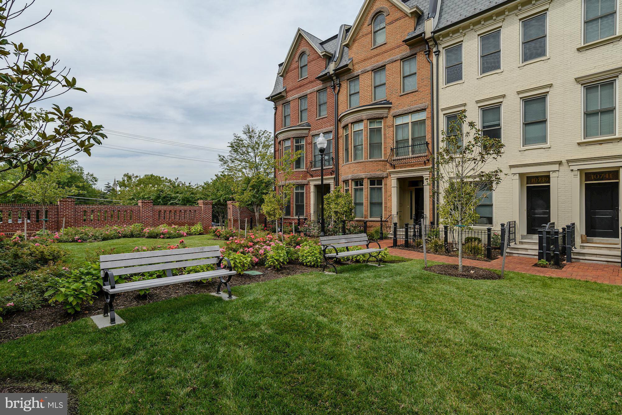 SYMPHONY PARK - Residential Lease