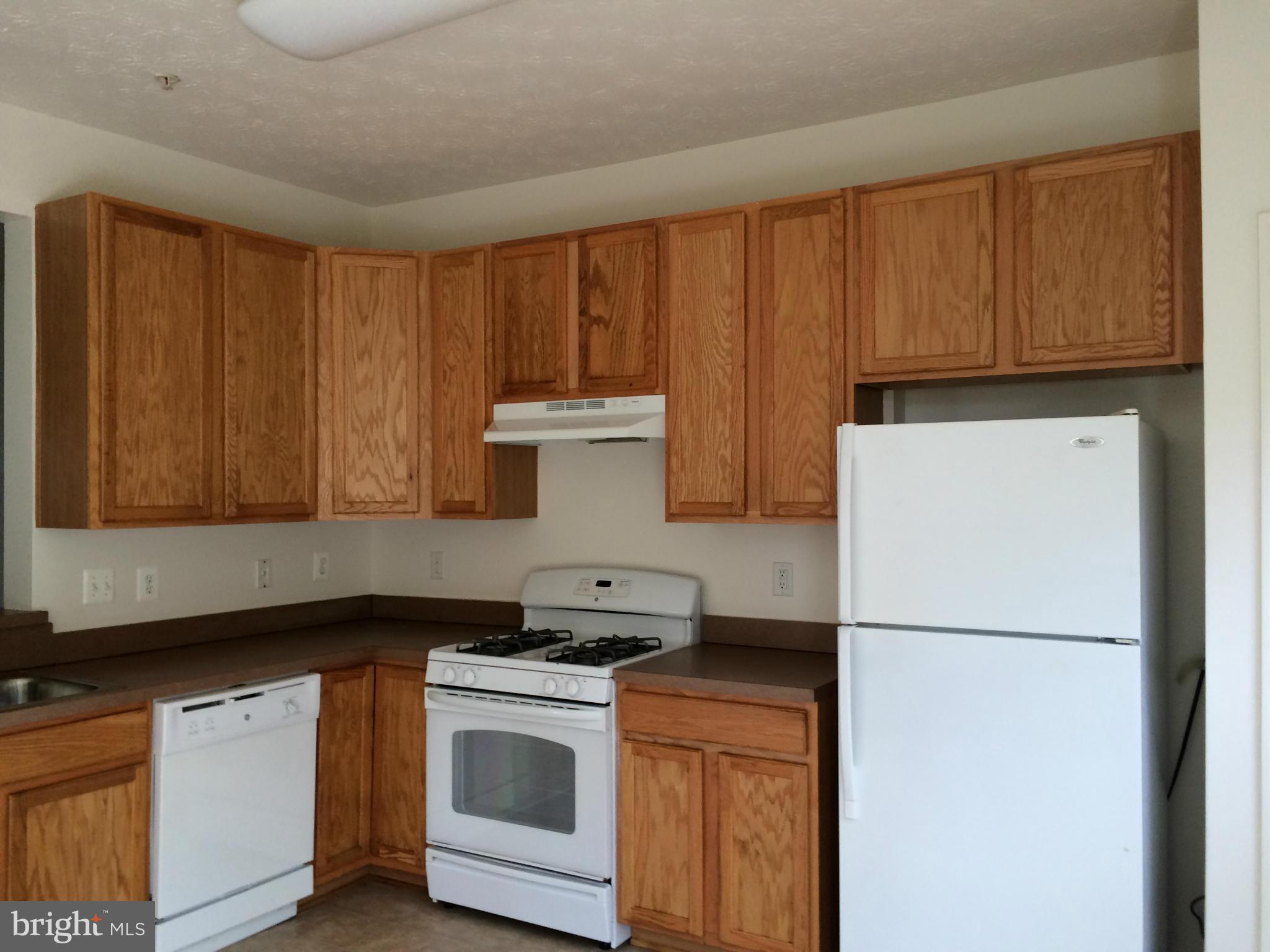 TANYARD SPRINGS - Residential Lease