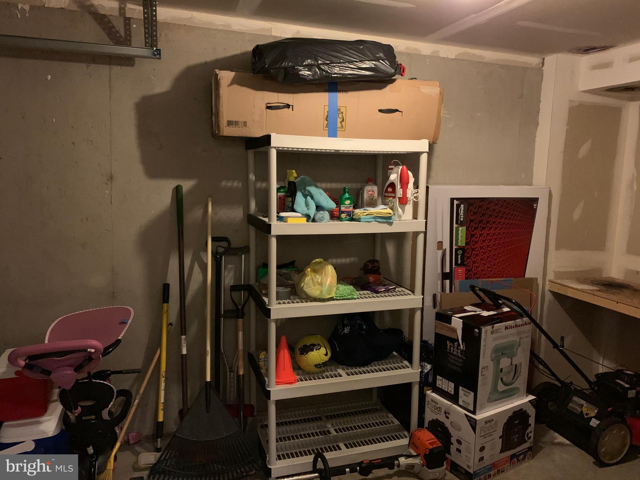 TANYARD SPRINGS - Residential Lease