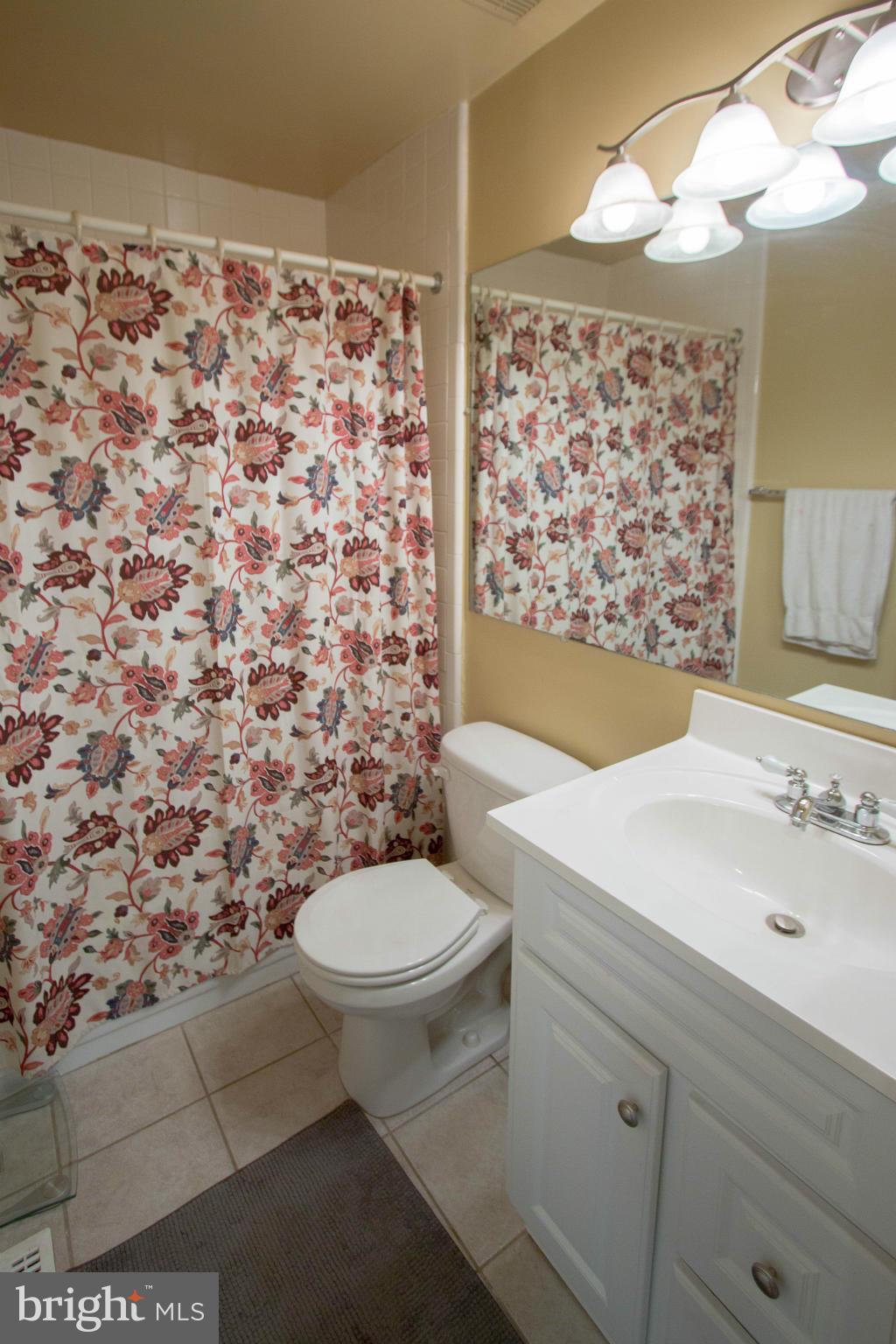 TOPFIELD - Residential