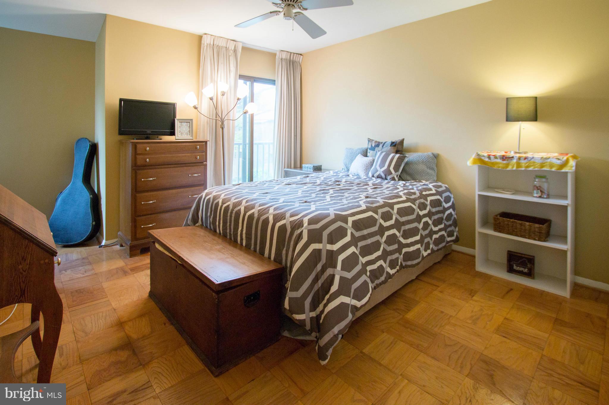 TOPFIELD - Residential