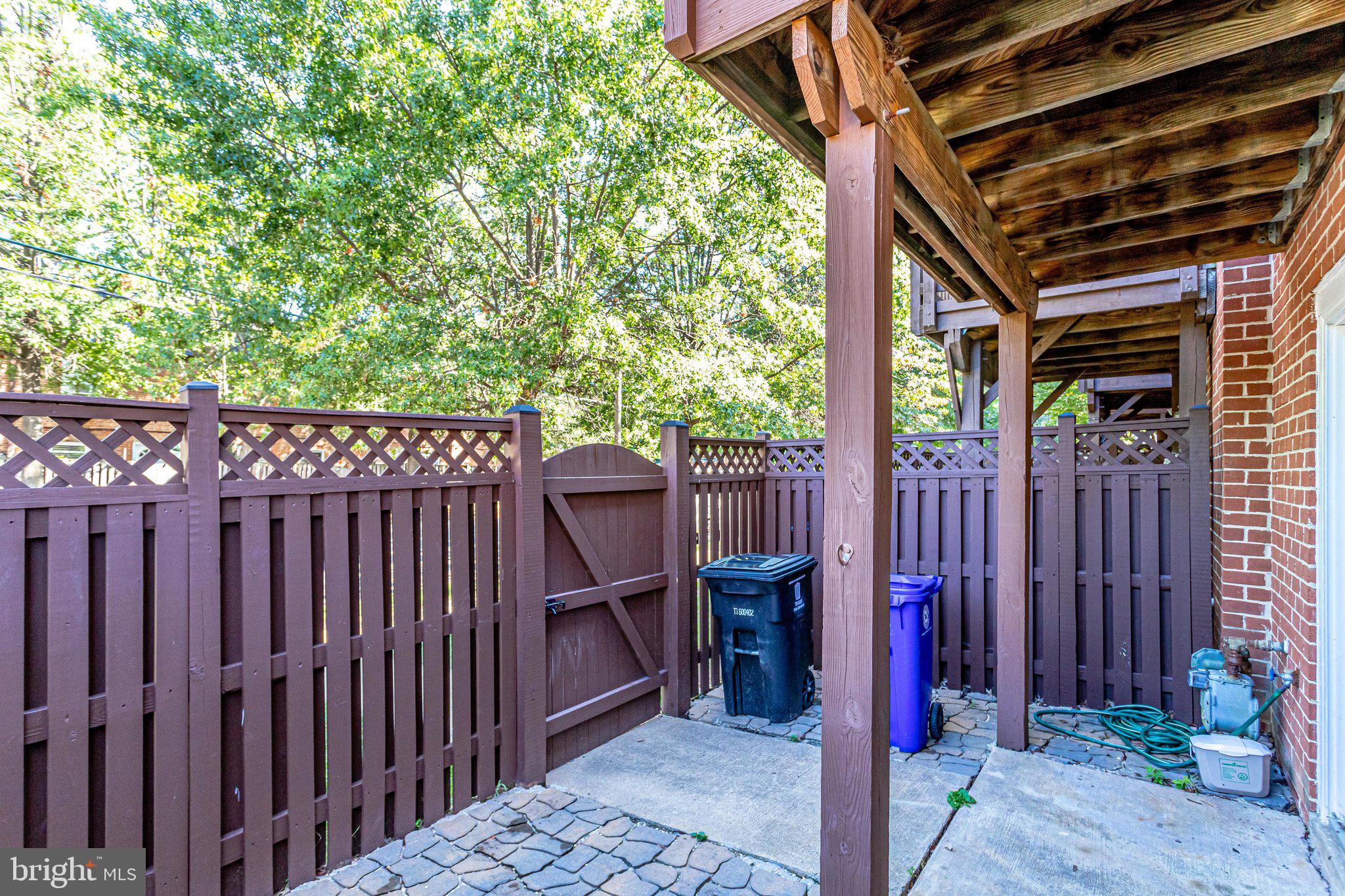 FAIRVIEW - Residential Lease