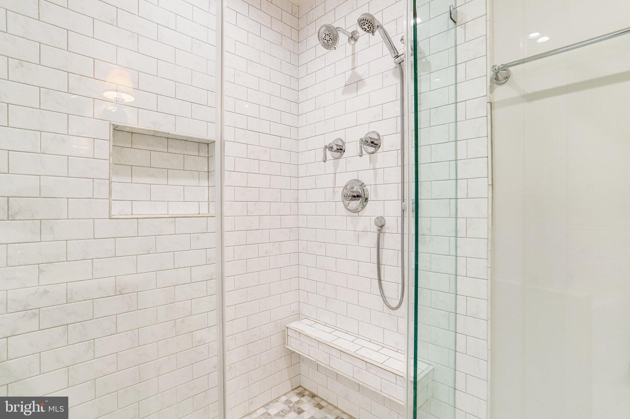 FAIRVIEW - Residential Lease