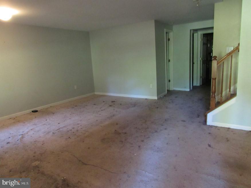 COUNTRY WALK - Residential