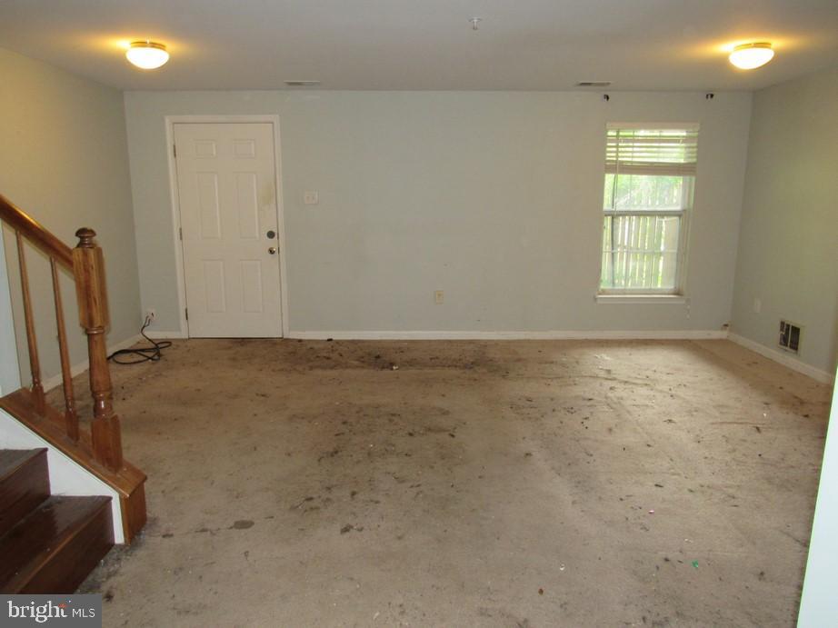 COUNTRY WALK - Residential