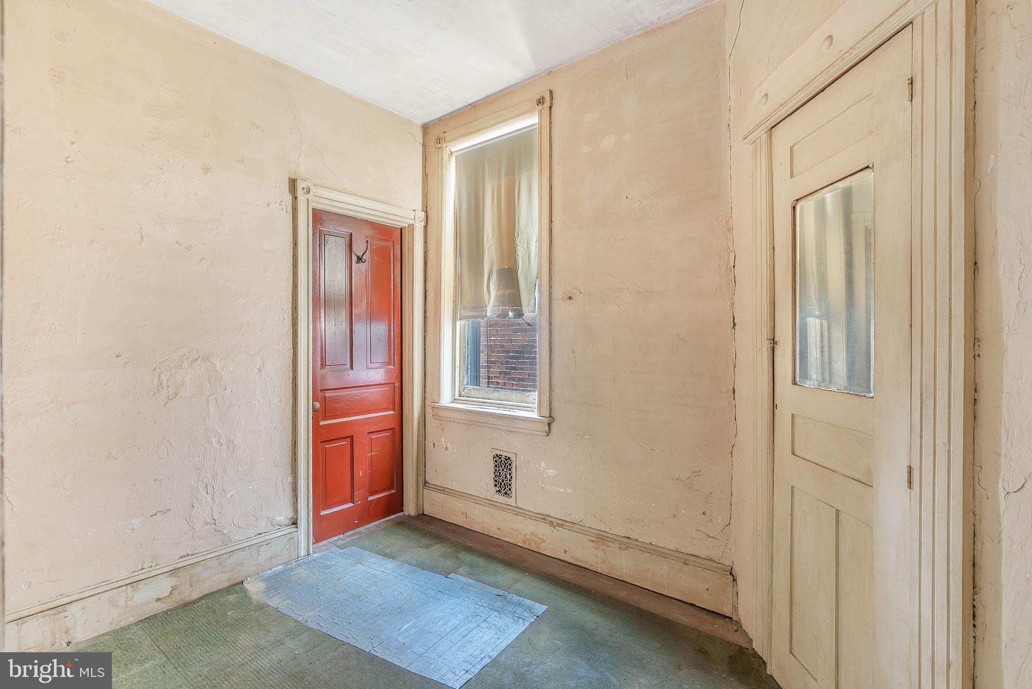 PORT RICHMOND - Residential