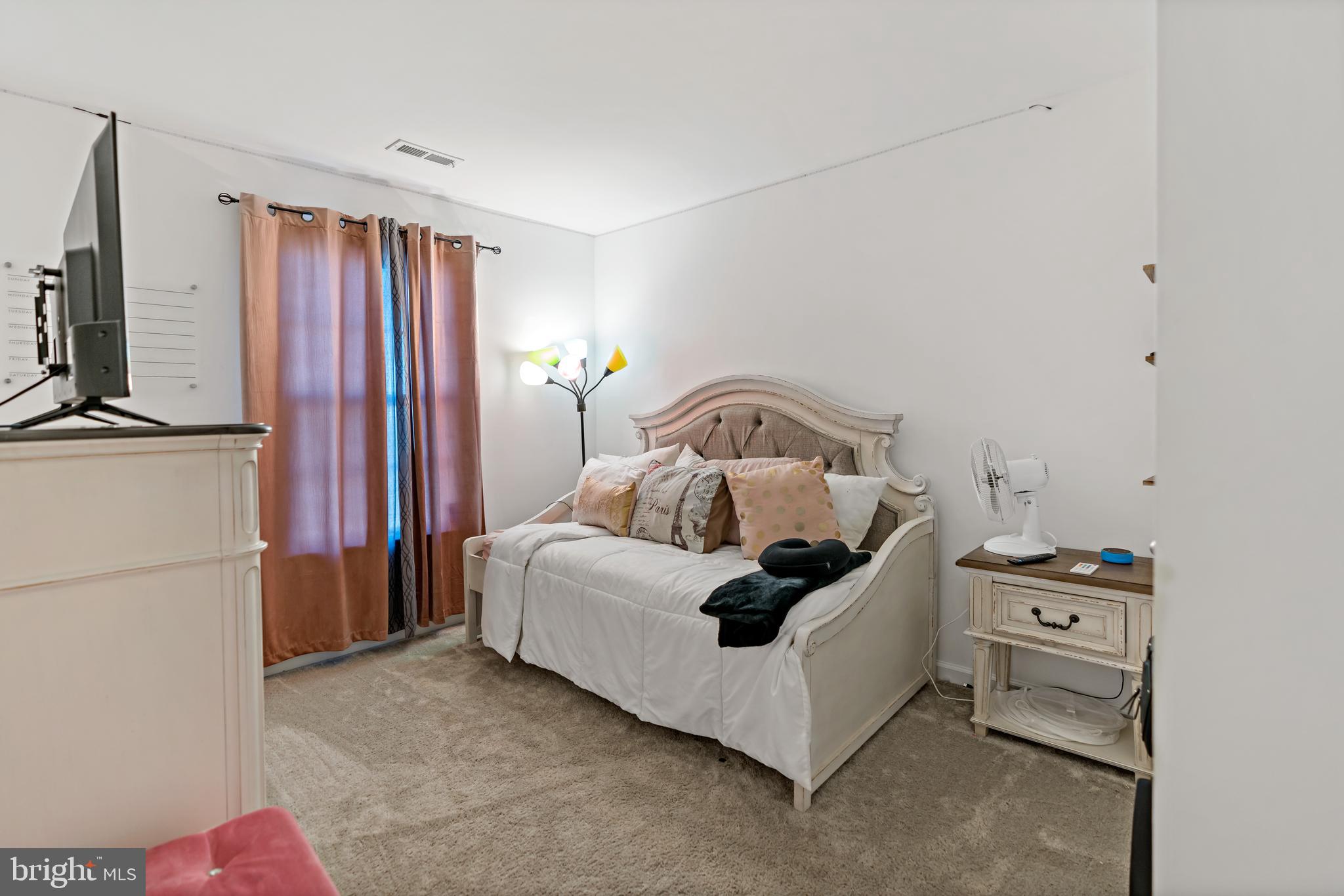 BRIDLE CREEK - Residential Lease