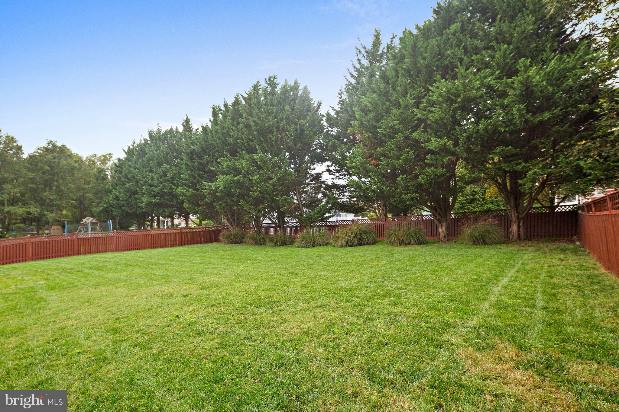 HAWK RIDGE FARM - Residential