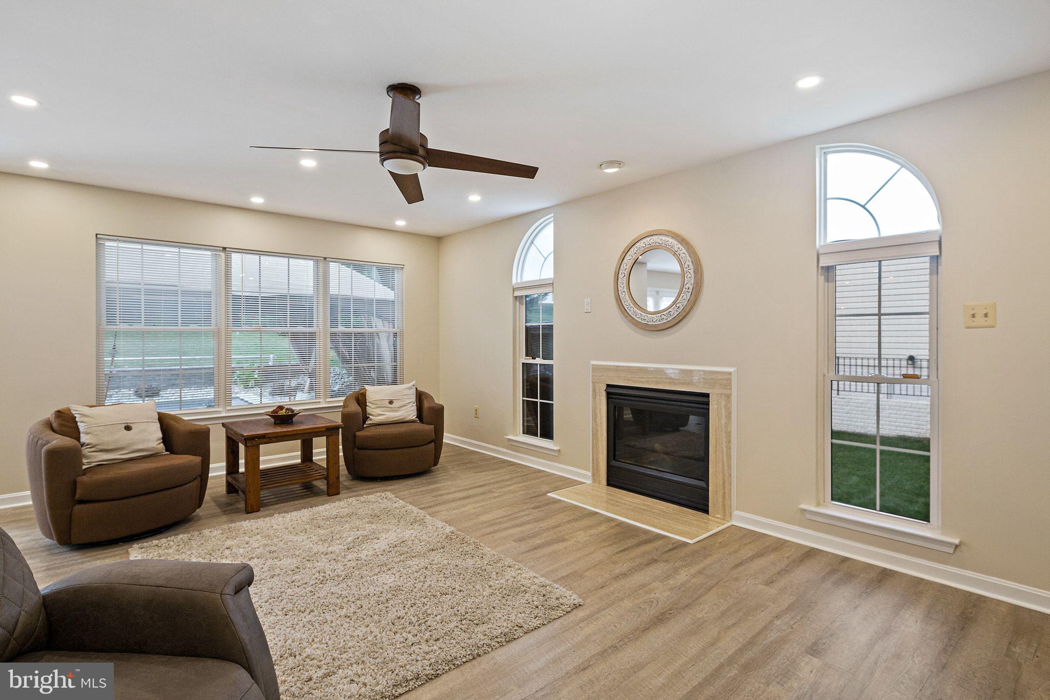 HAWK RIDGE FARM - Residential