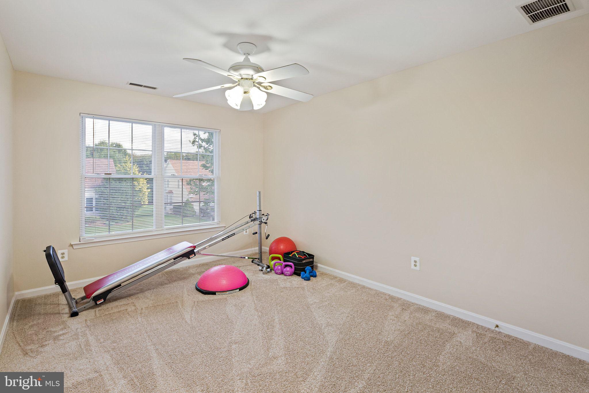 HAWK RIDGE FARM - Residential