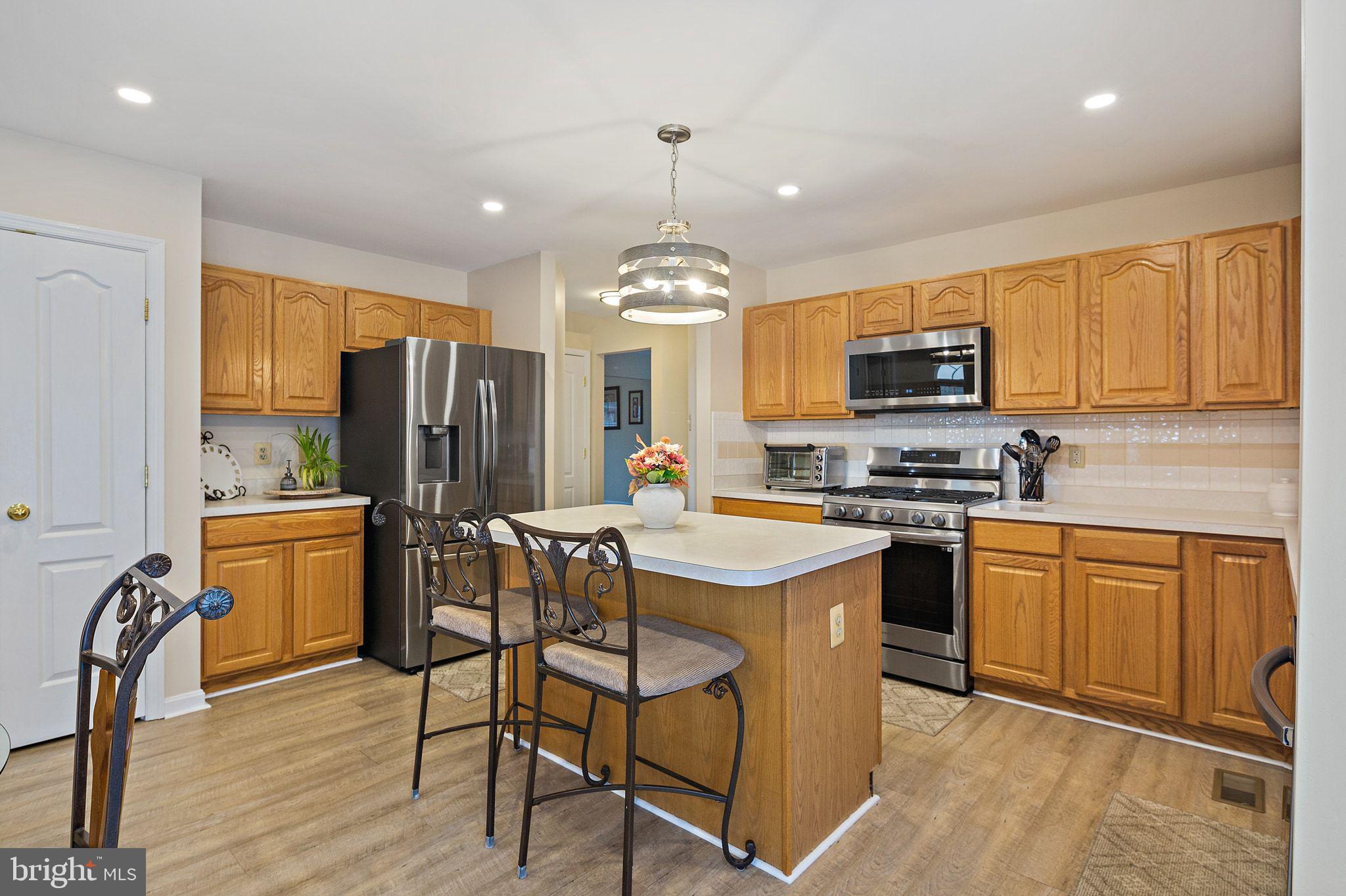 HAWK RIDGE FARM - Residential