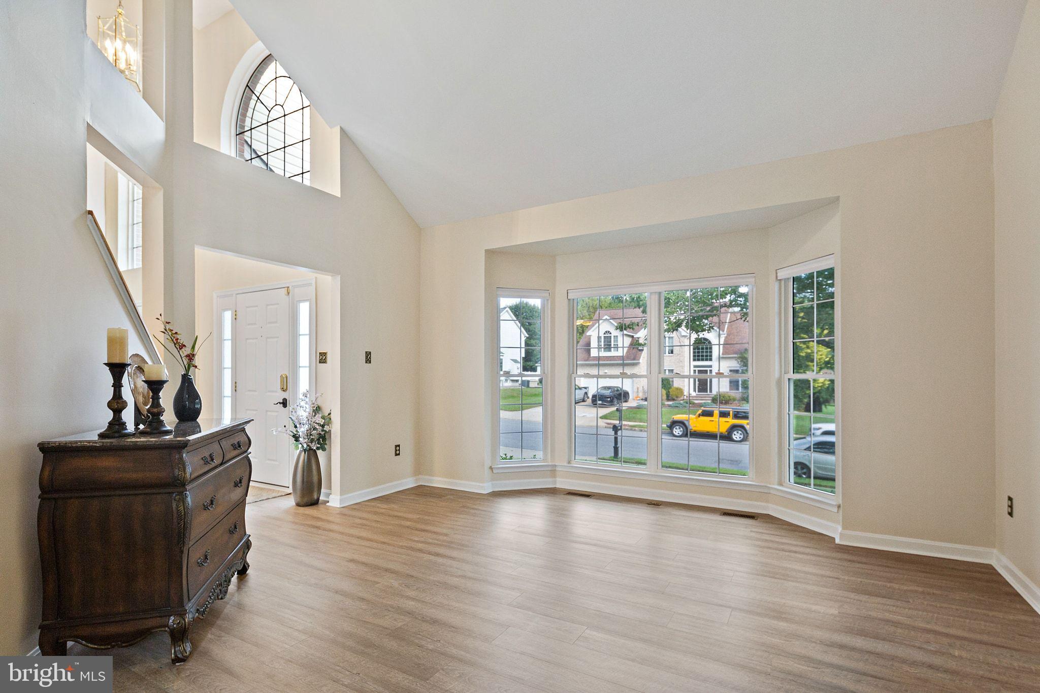 HAWK RIDGE FARM - Residential