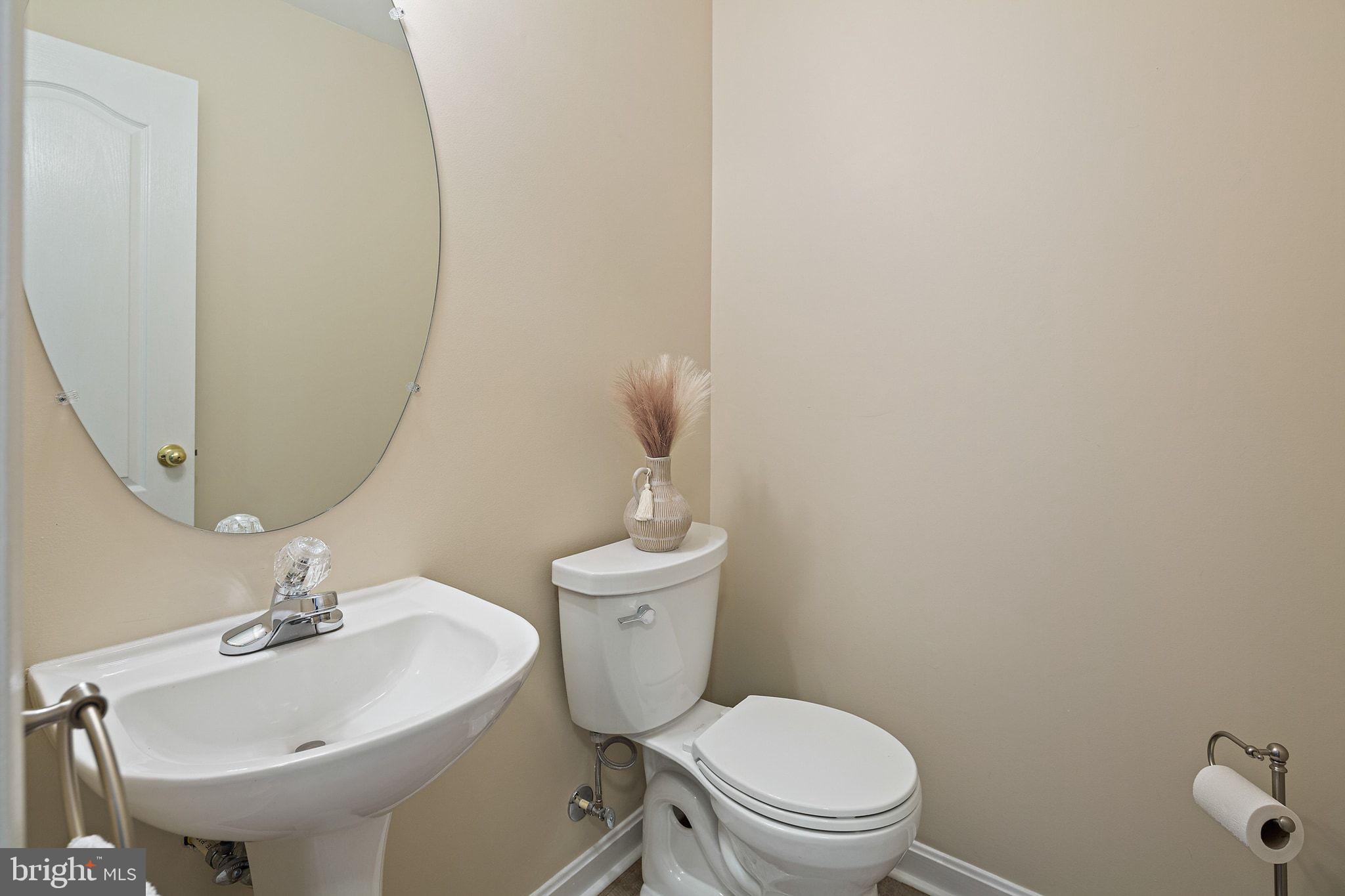 HAWK RIDGE FARM - Residential