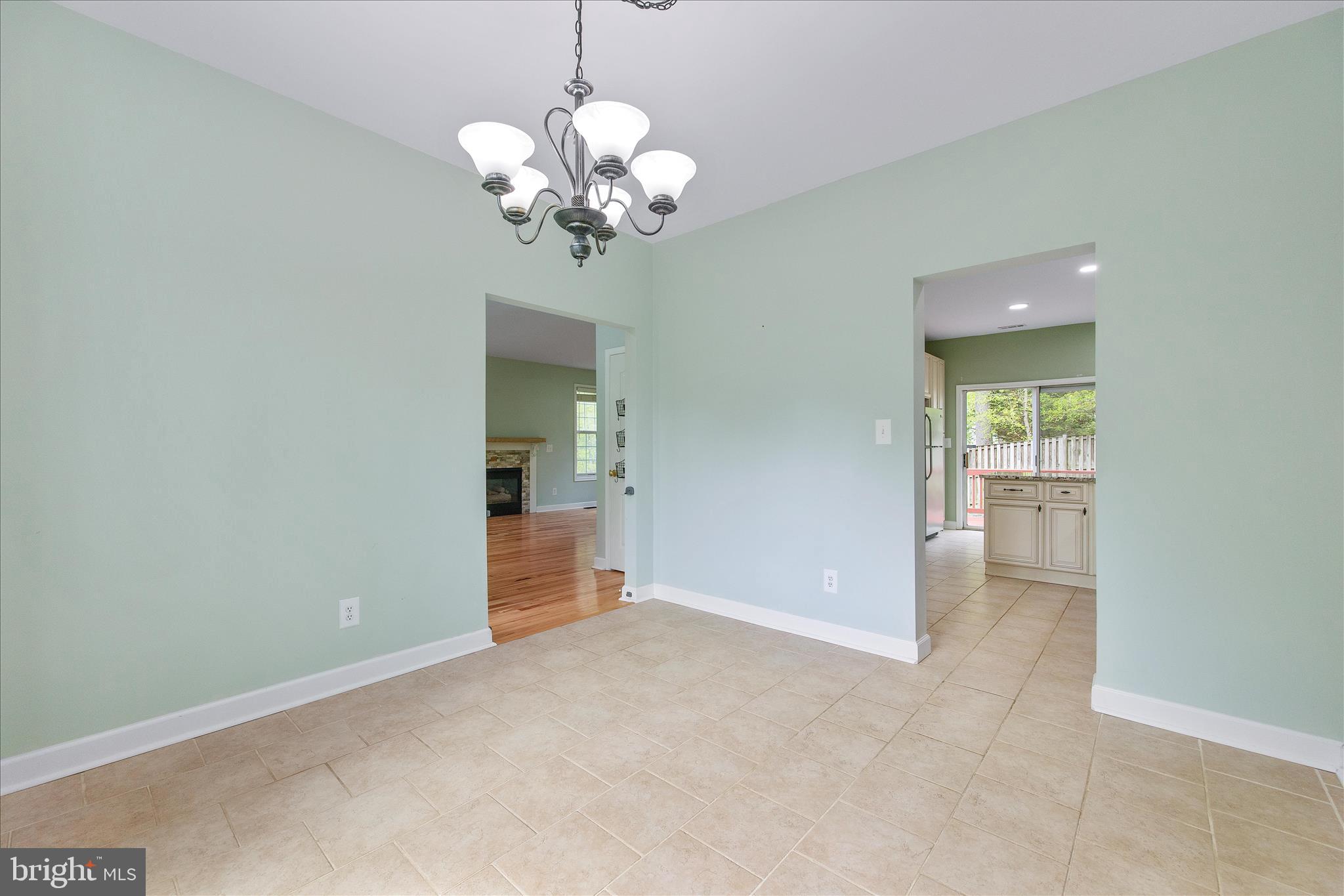 DISNEY ESTATES - Residential