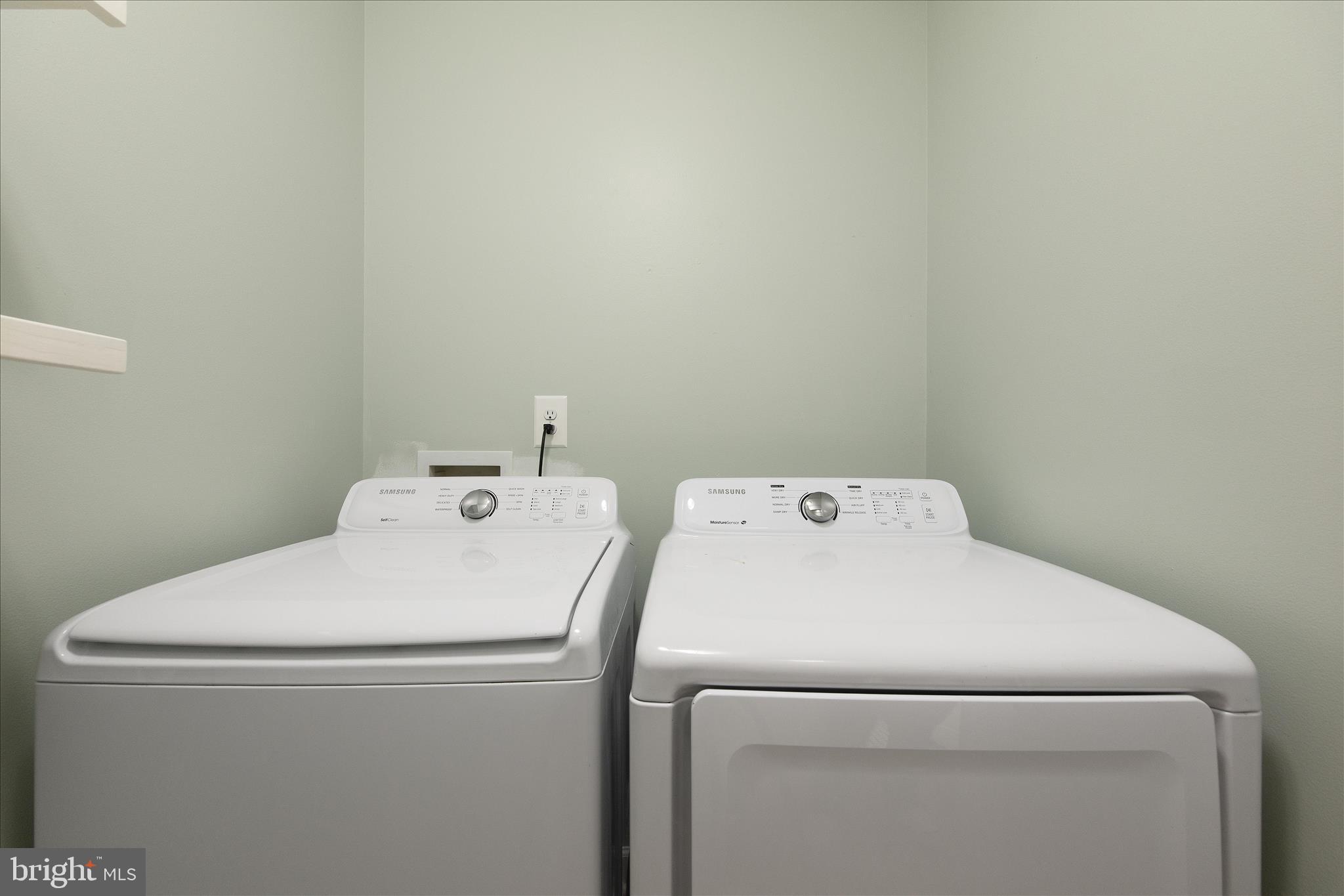 DISNEY ESTATES - Residential