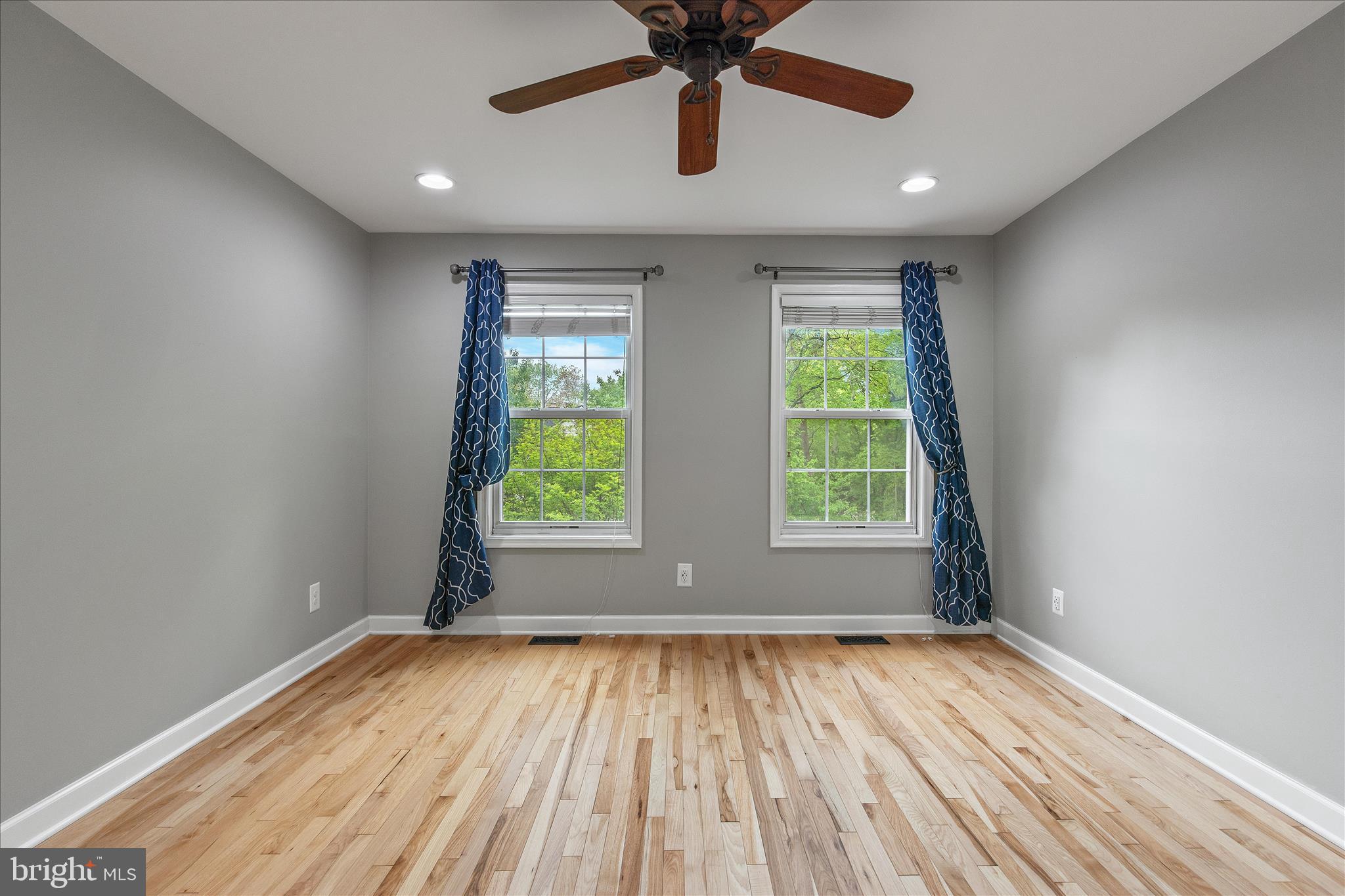 DISNEY ESTATES - Residential