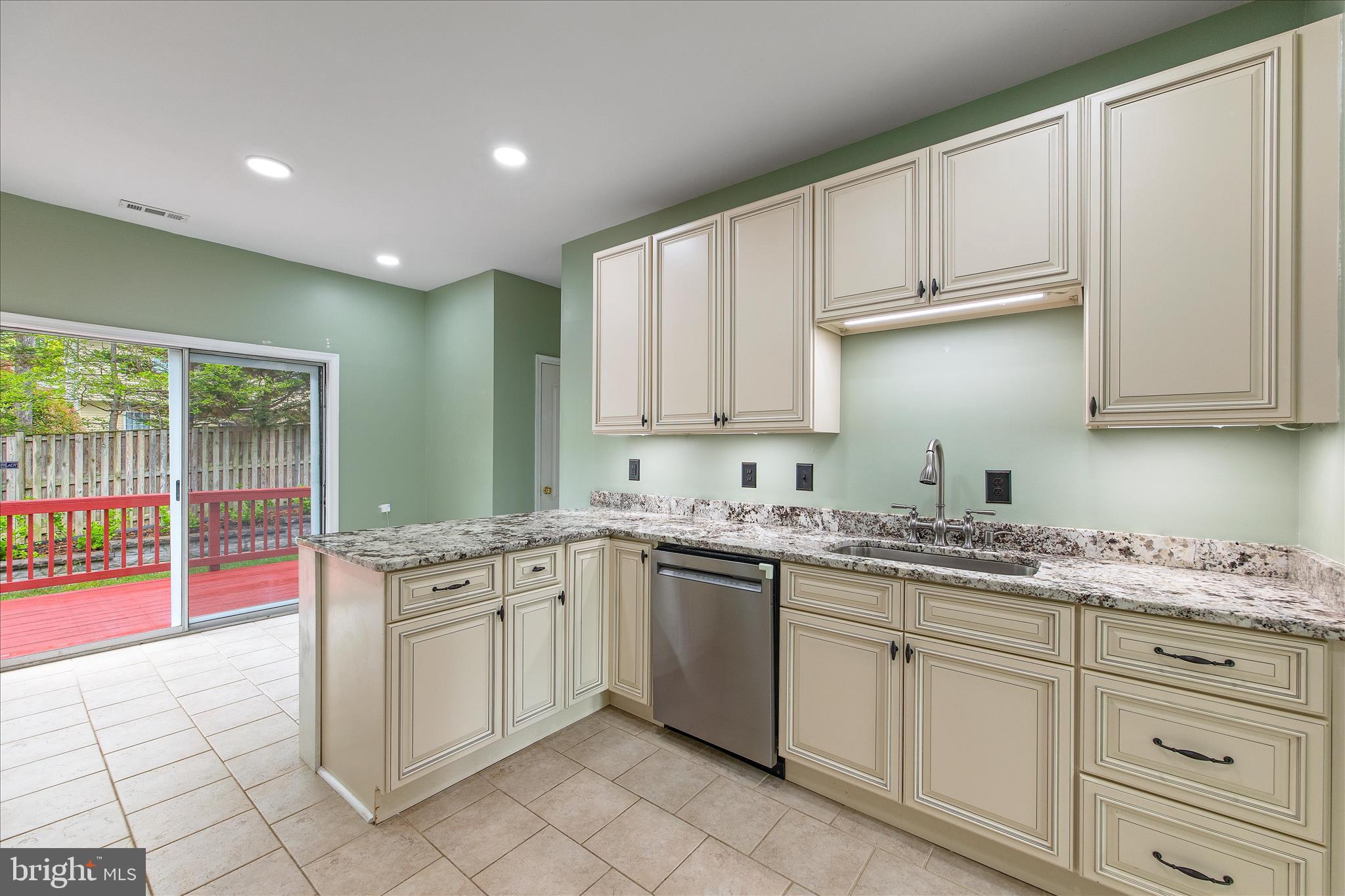 DISNEY ESTATES - Residential