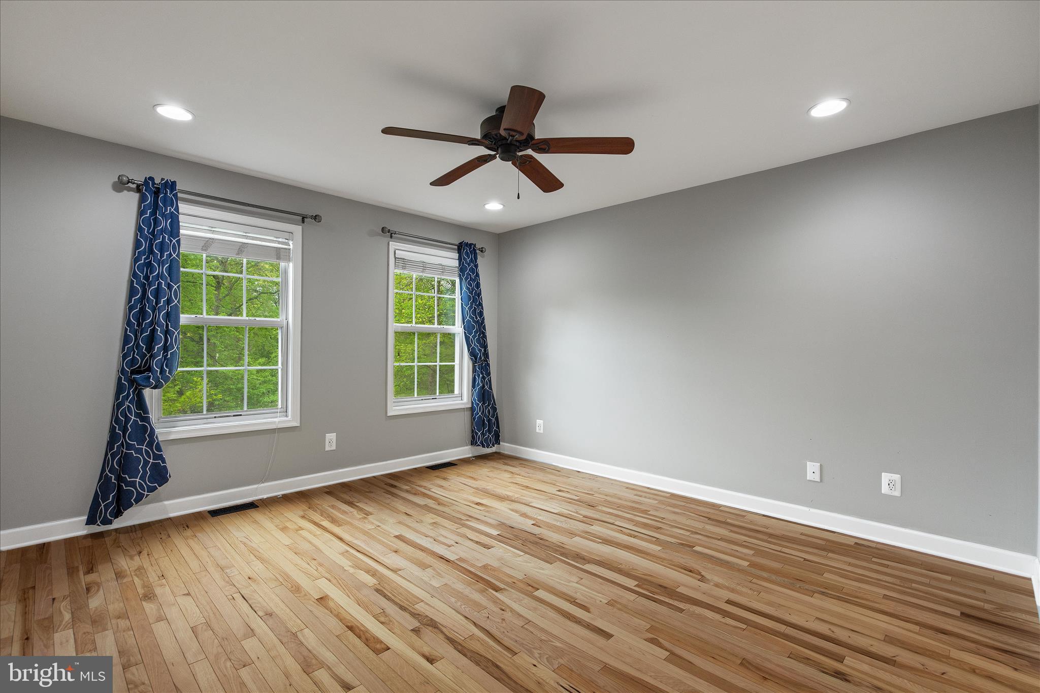 DISNEY ESTATES - Residential