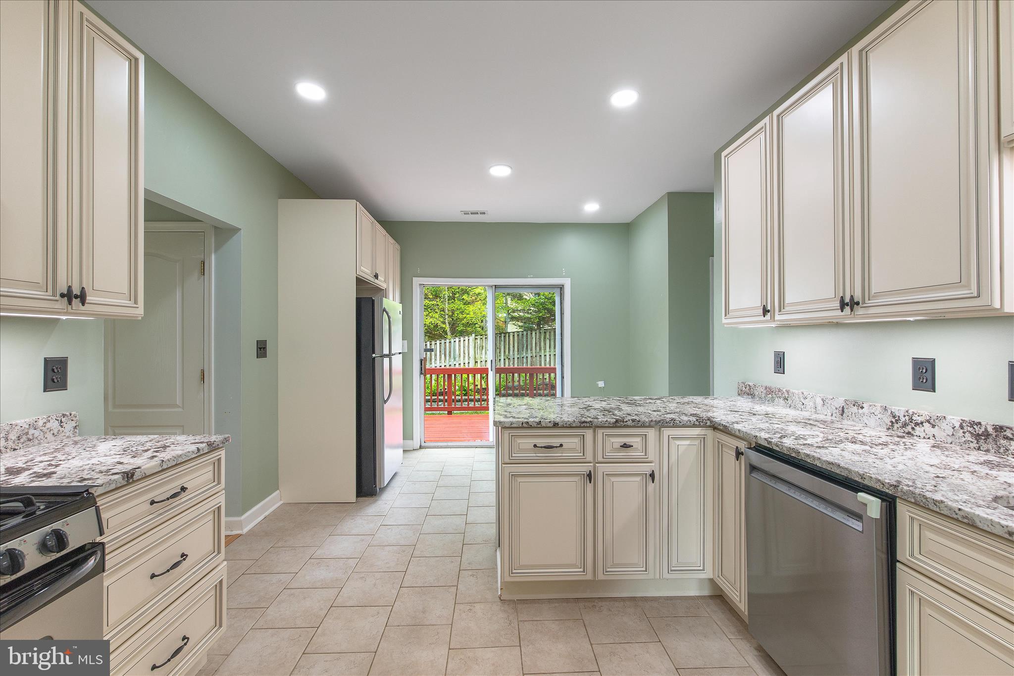 DISNEY ESTATES - Residential