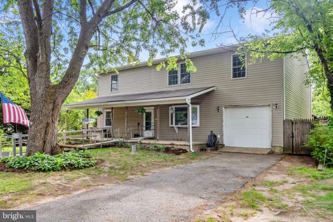 24 HOLLY ROAD SEVERNA PARK MD 21146