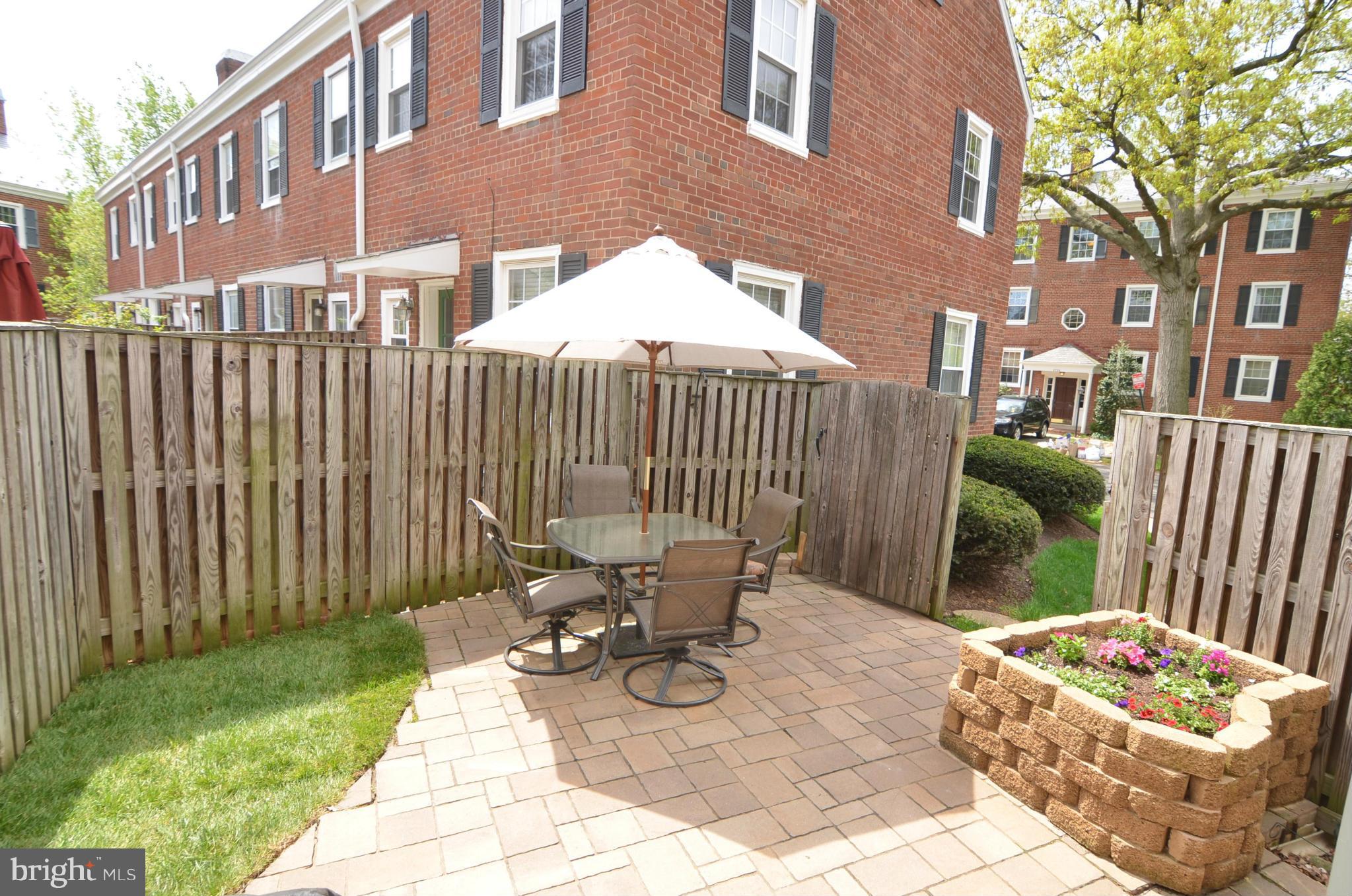 FAIRLINGTON VILLAGES - Residential