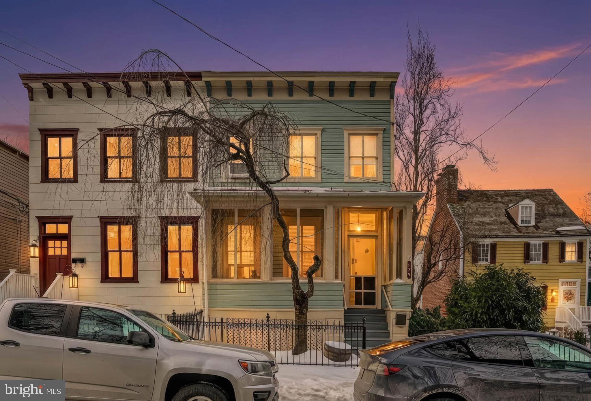 HISTORIC DISTRICT - Residential