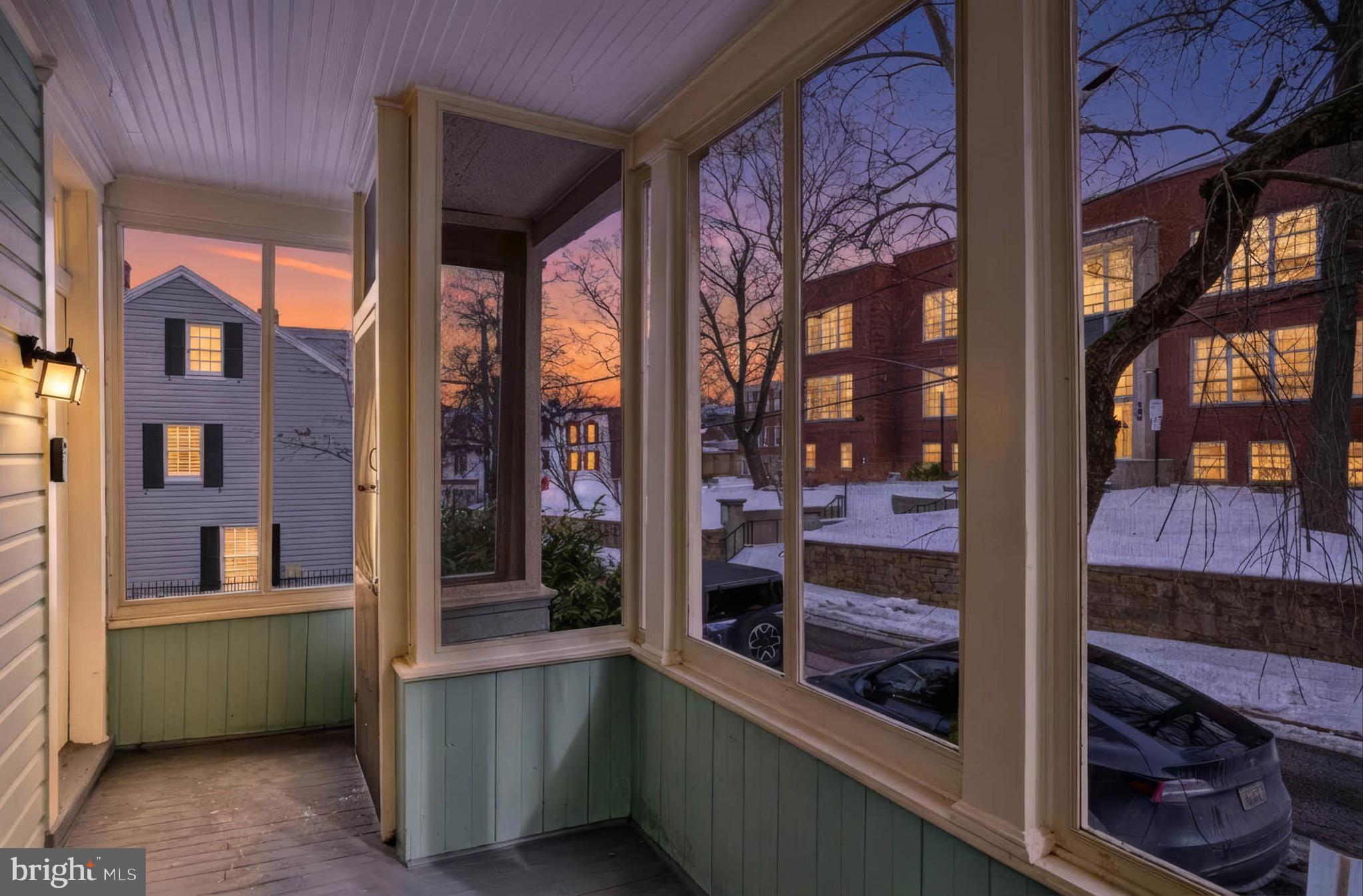 HISTORIC DISTRICT - Residential