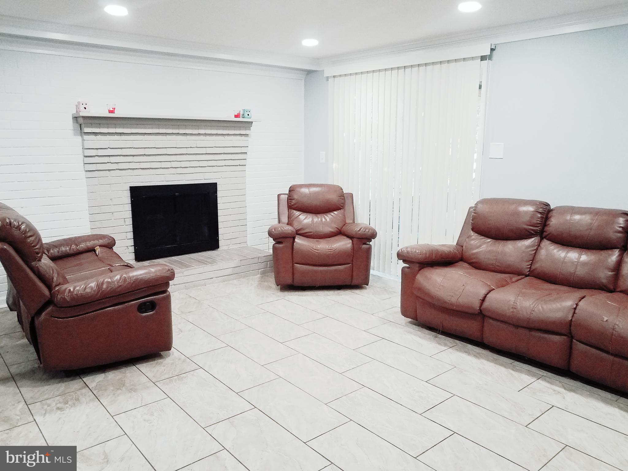 ESTONIAN ESTATES - Residential