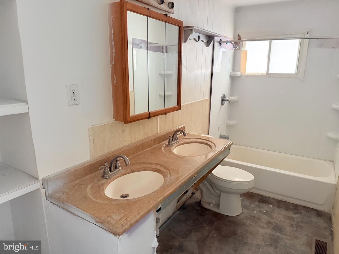 JACKSON MEADOWS - Residential