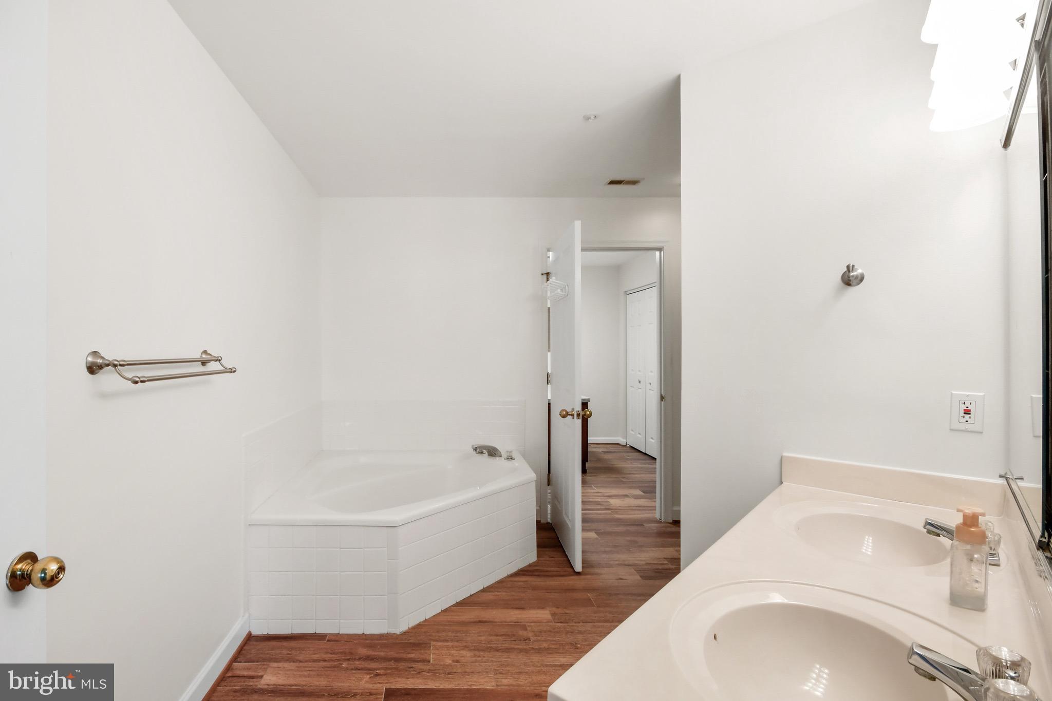 FAIRFIELD - Residential