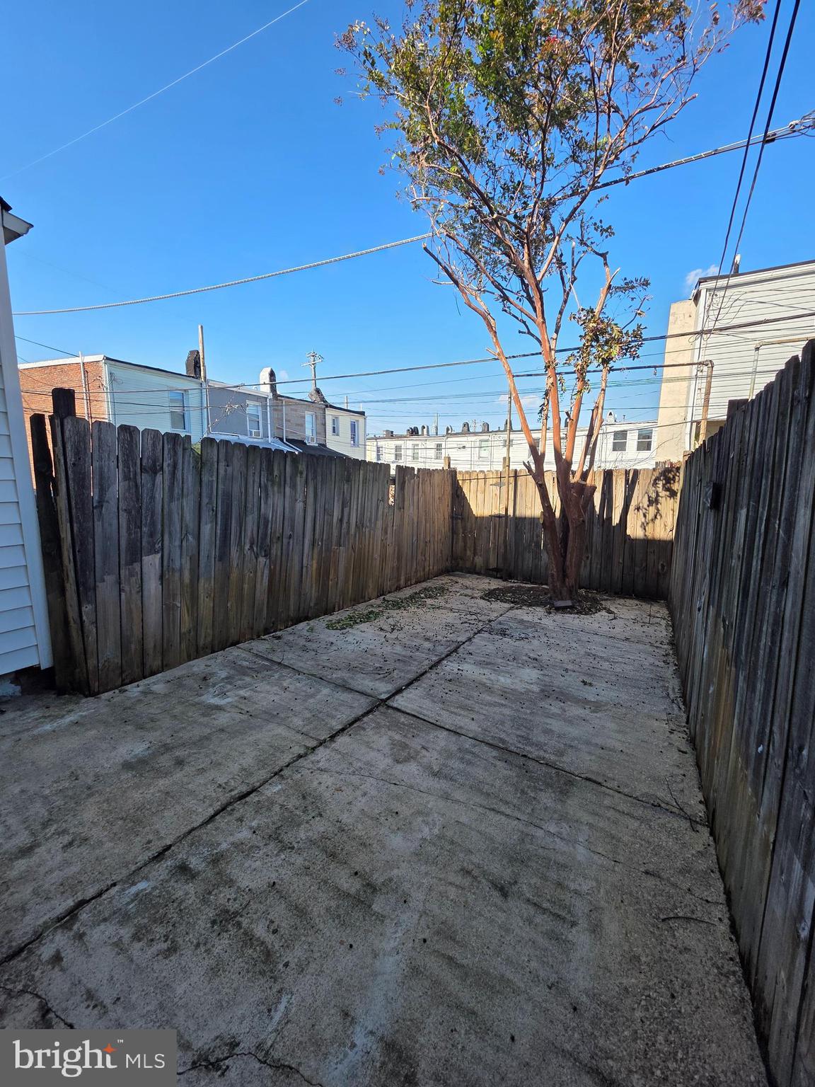 HIGHLANDTOWN - Residential Lease