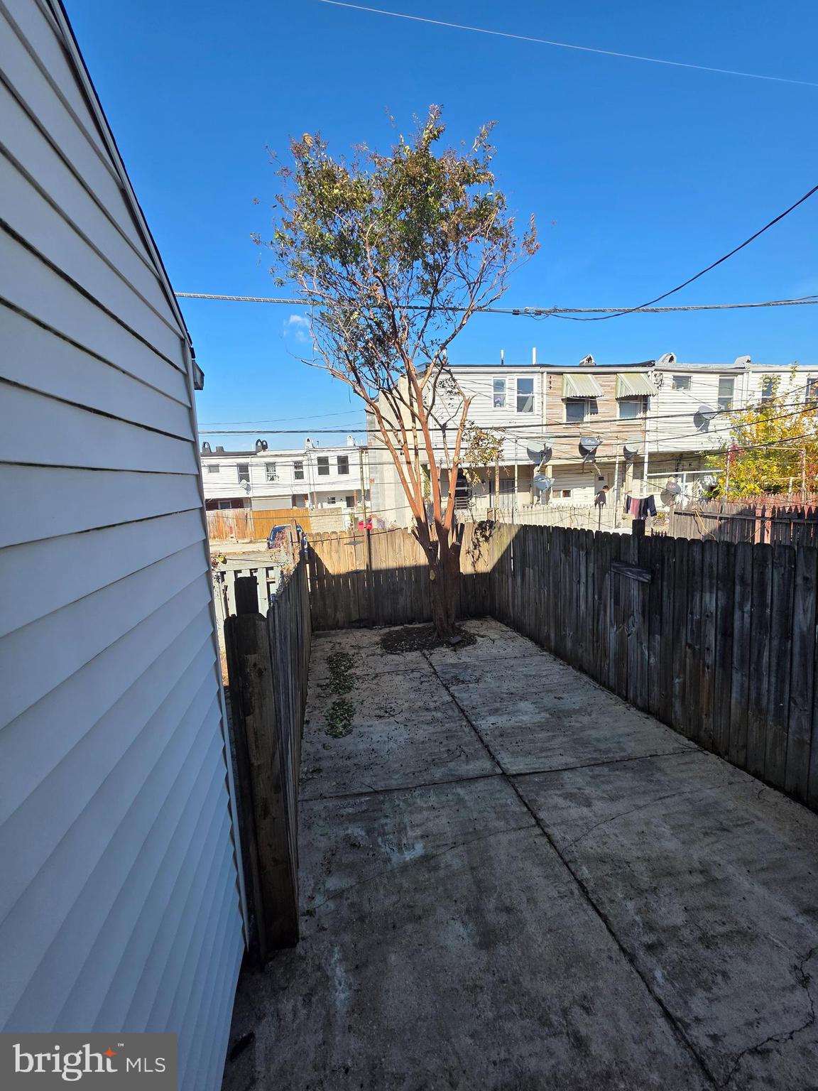 HIGHLANDTOWN - Residential Lease