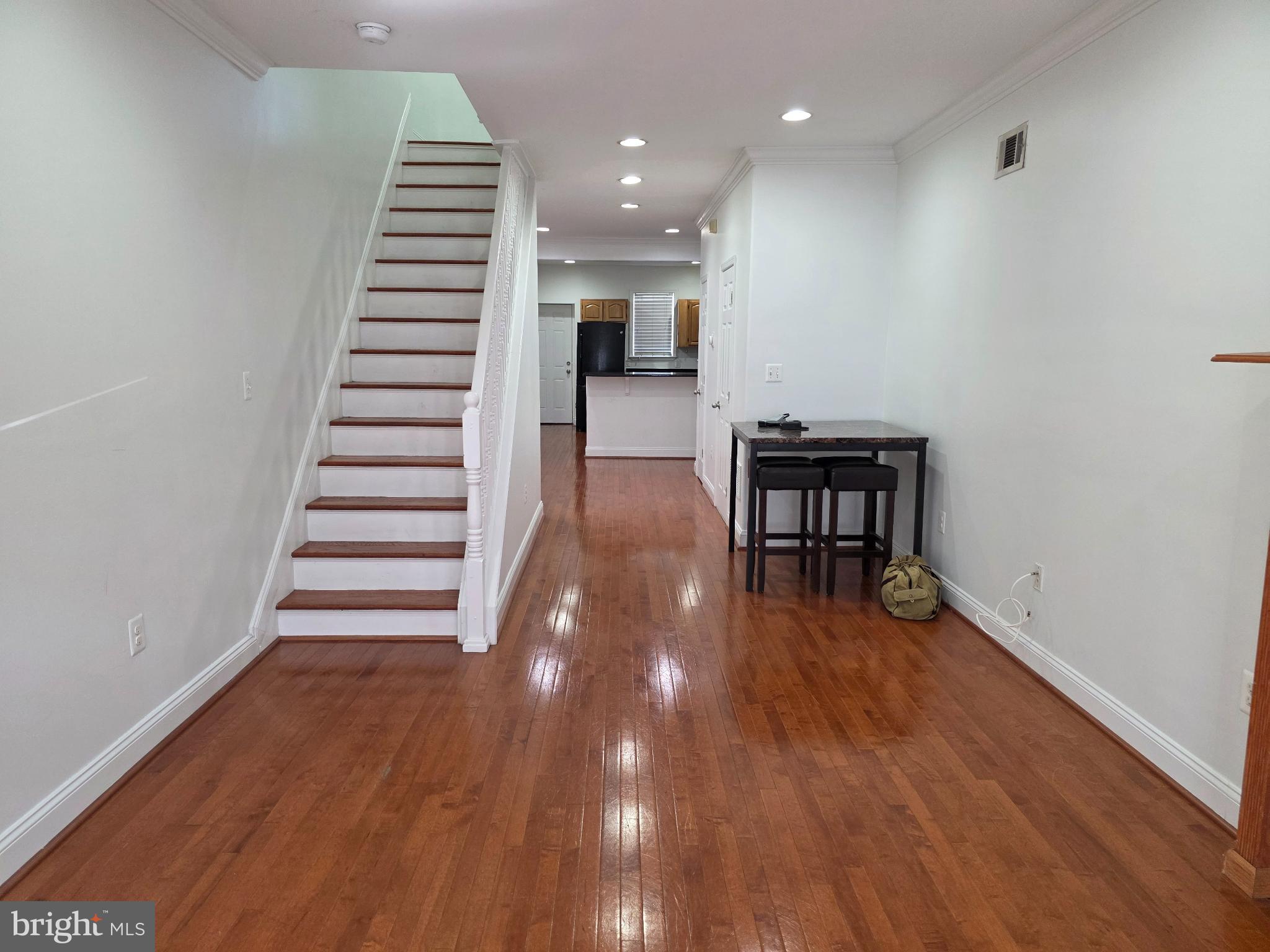HIGHLANDTOWN - Residential Lease
