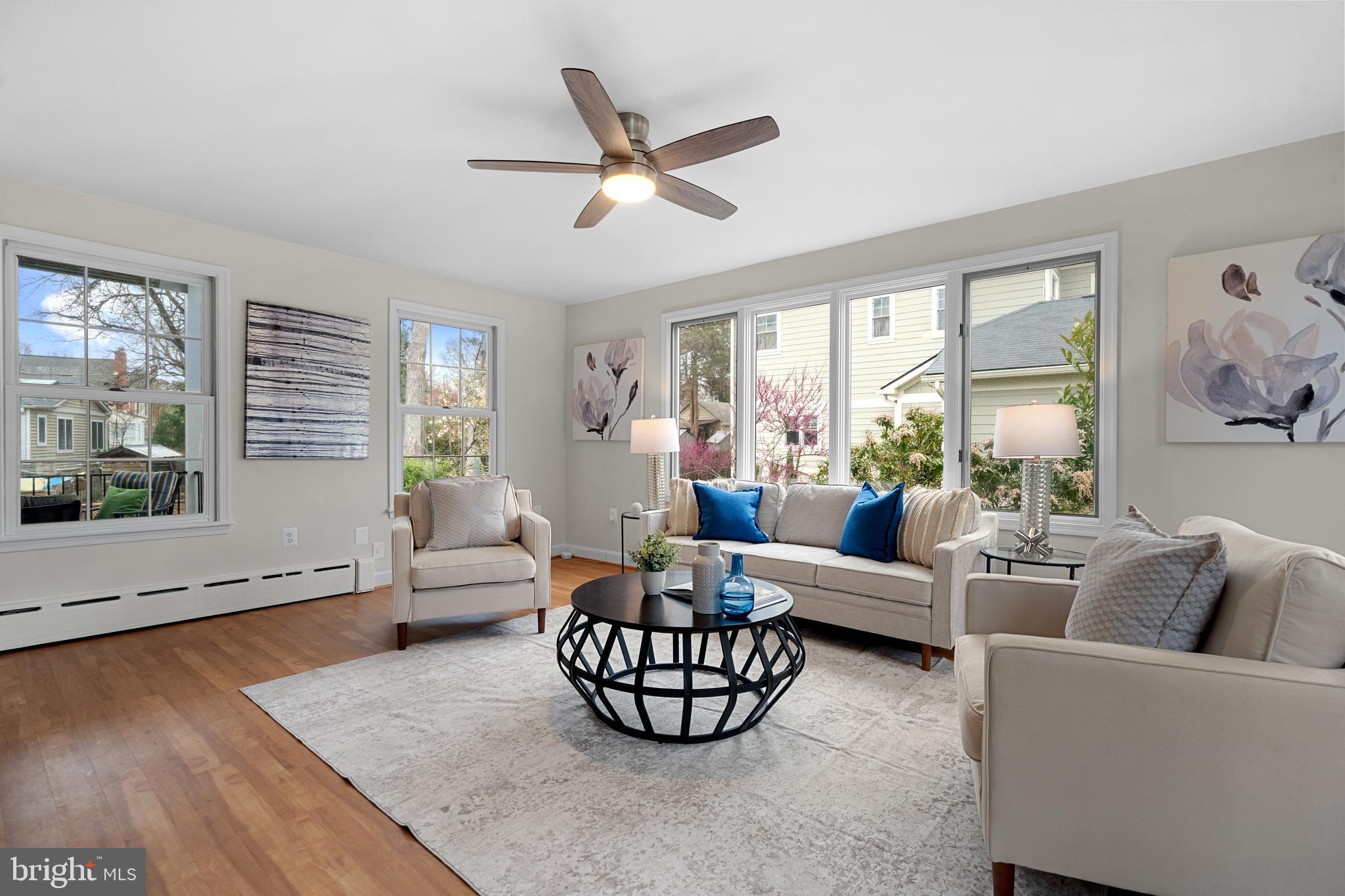 OVER LEE KNOLLS - Residential