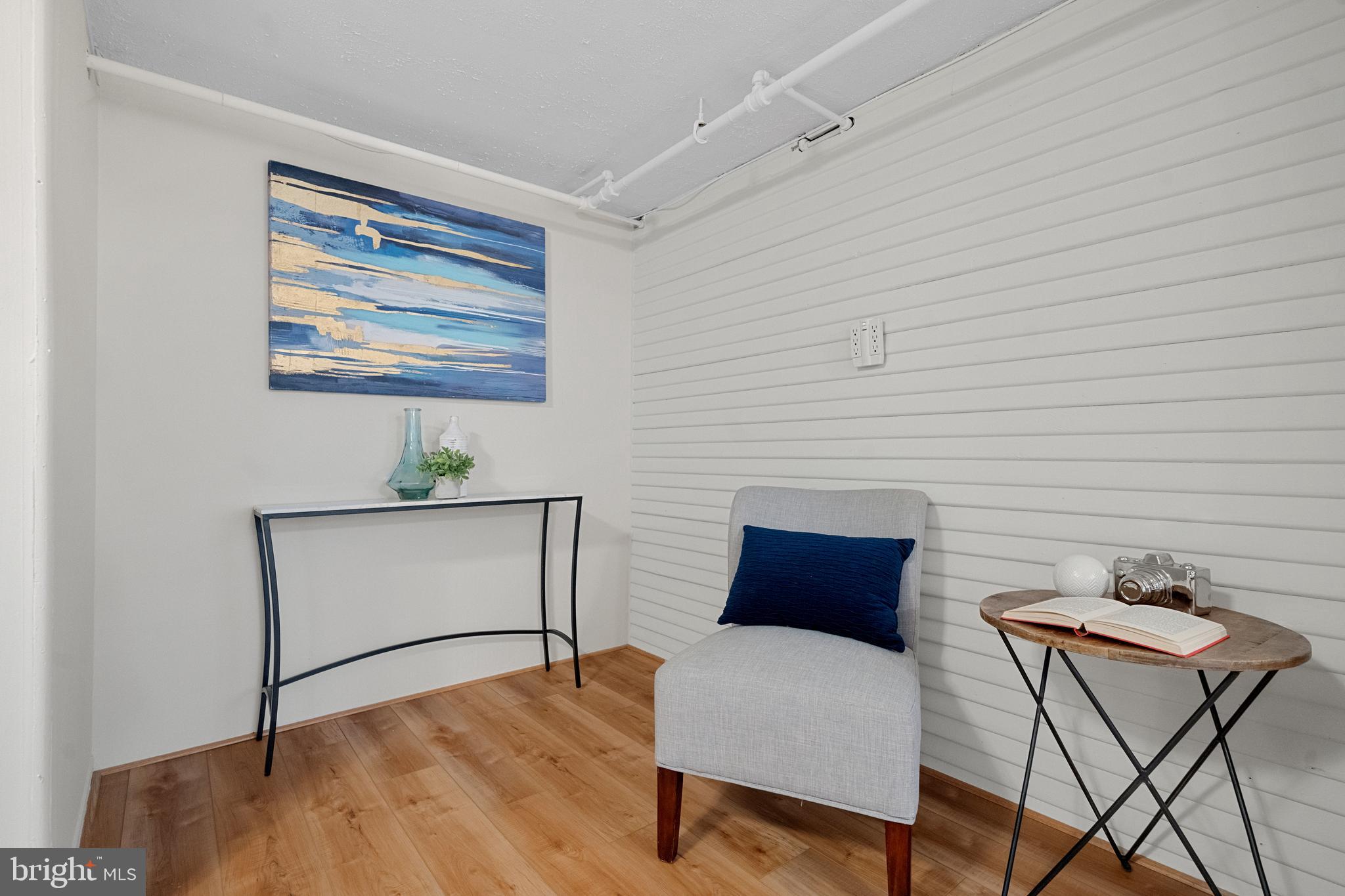 OVER LEE KNOLLS - Residential