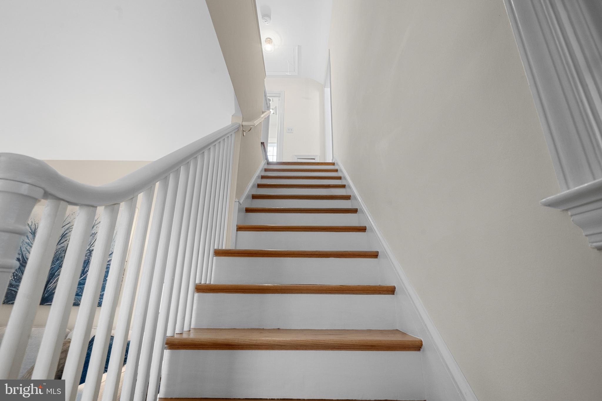 OVER LEE KNOLLS - Residential