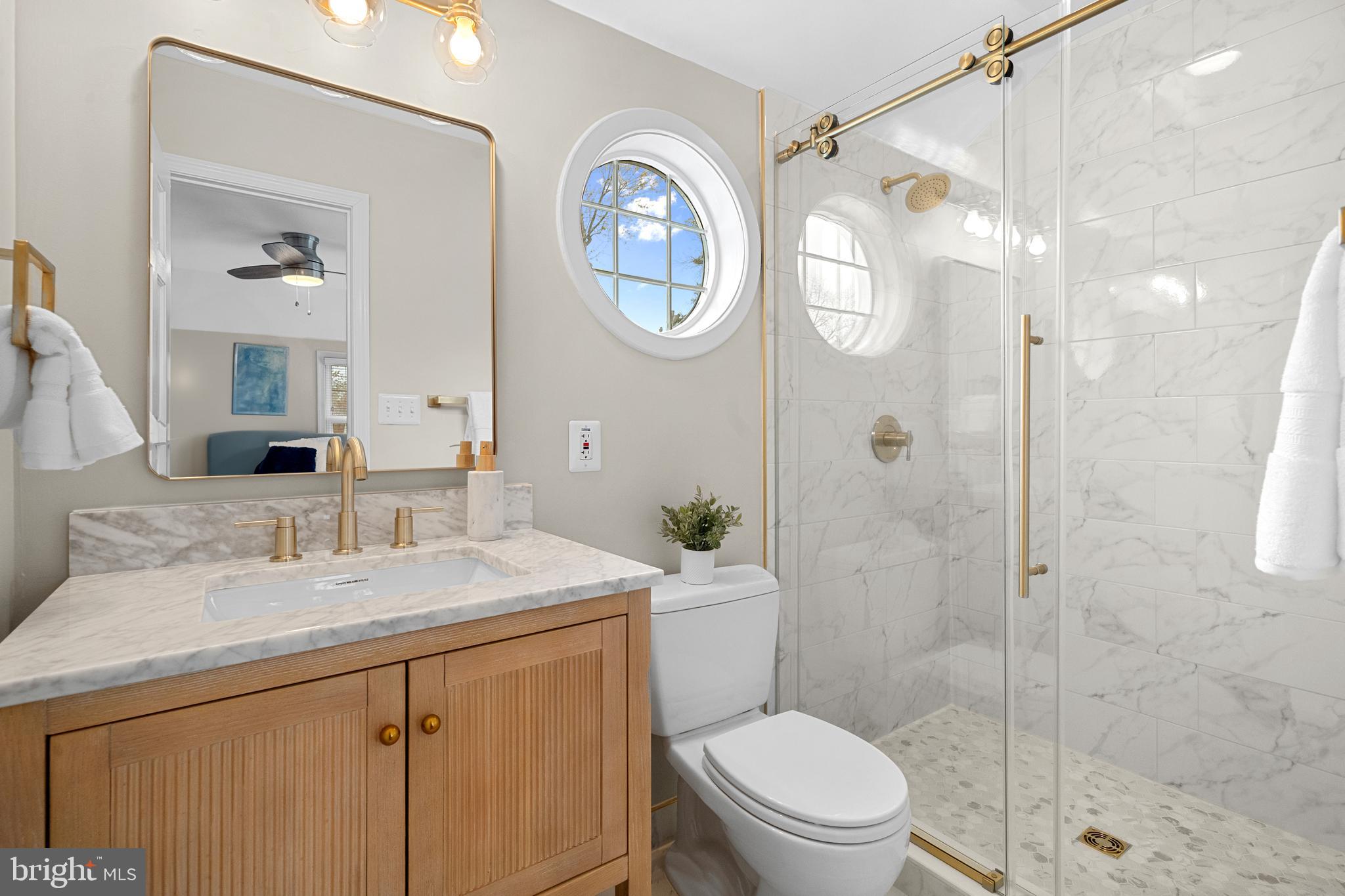 OVER LEE KNOLLS - Residential