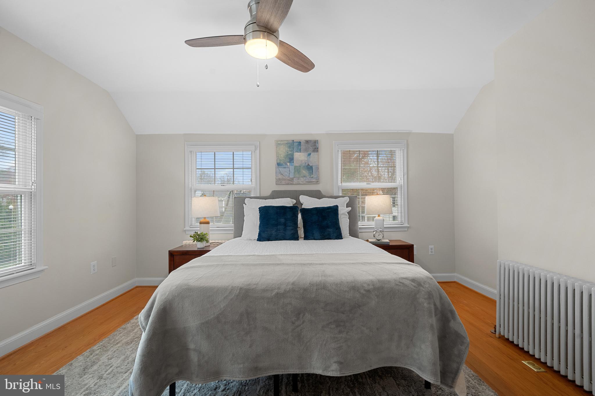 OVER LEE KNOLLS - Residential