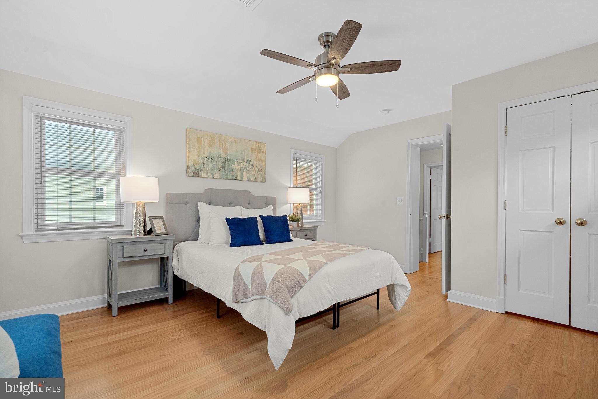 OVER LEE KNOLLS - Residential