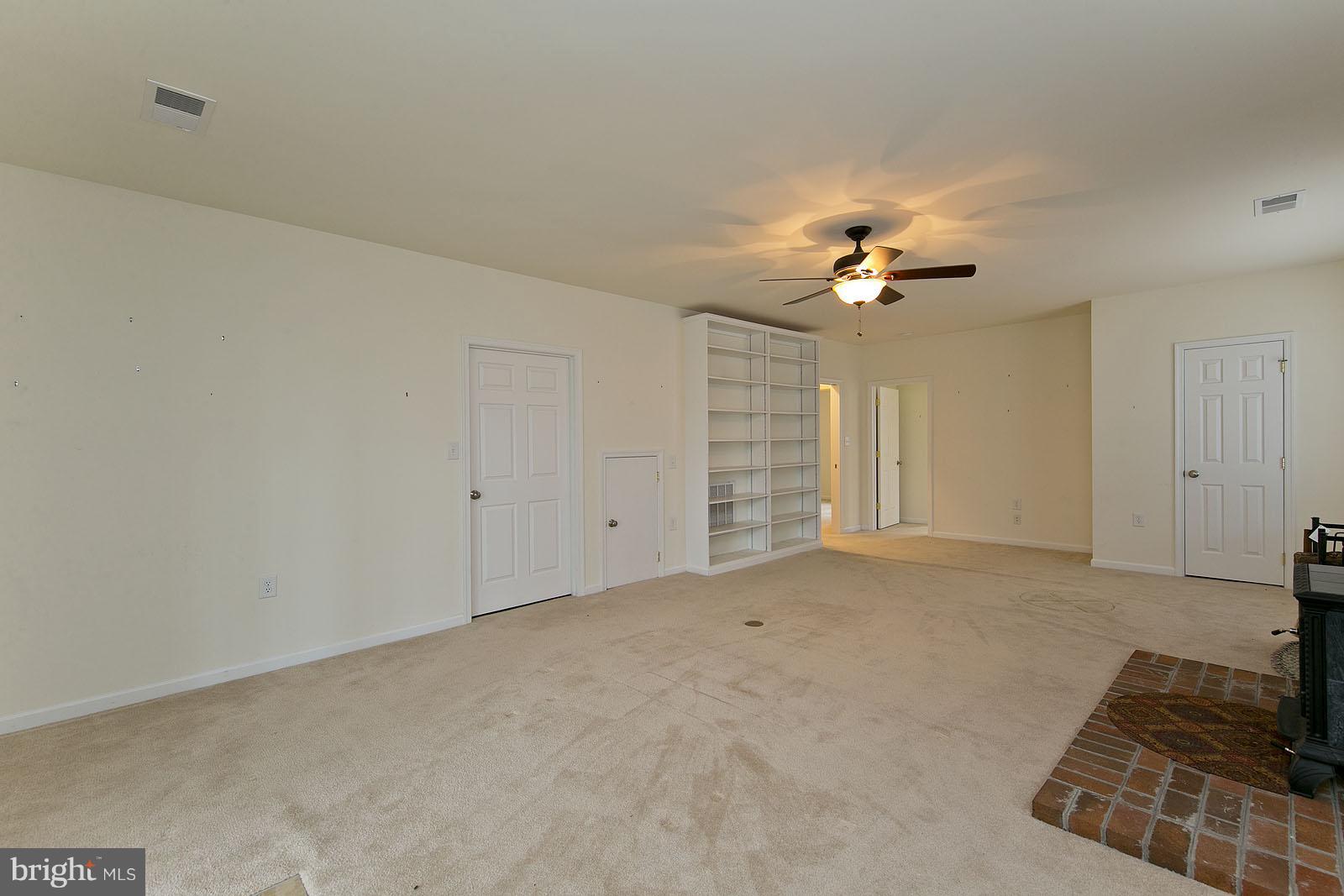 CRESSEN RUN - Residential