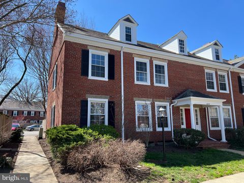 3279 S STAFFORD STREET B1 ARLINGTON VA 22206