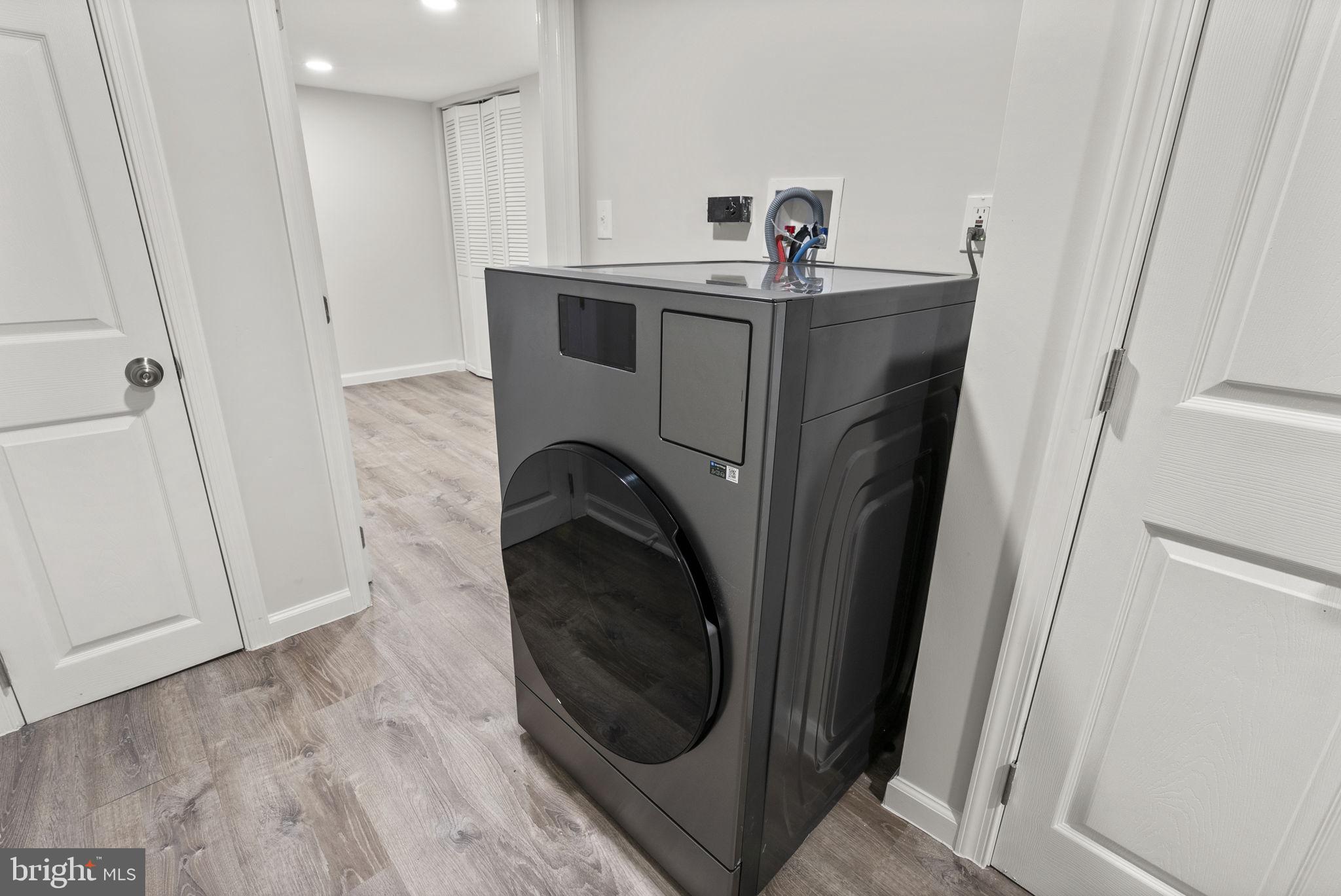 MCELDERRY PARK - Residential