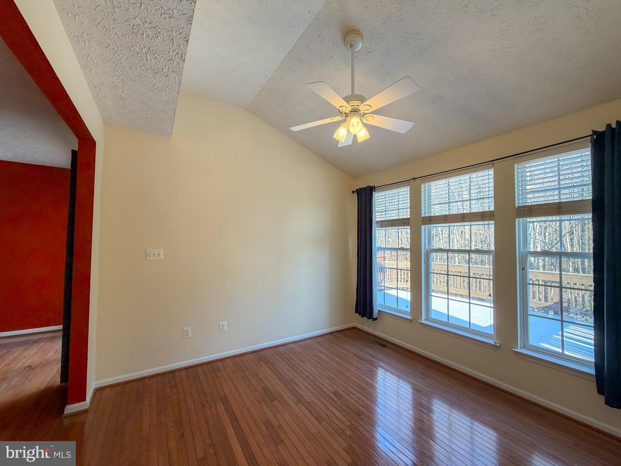 9708 REDWING DRIVE 9708