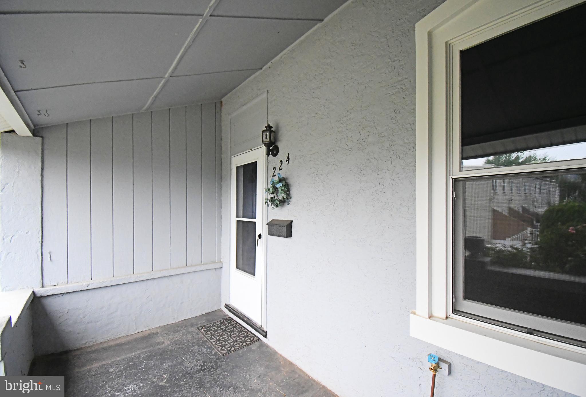 224 BRITTMOIR AVENUE