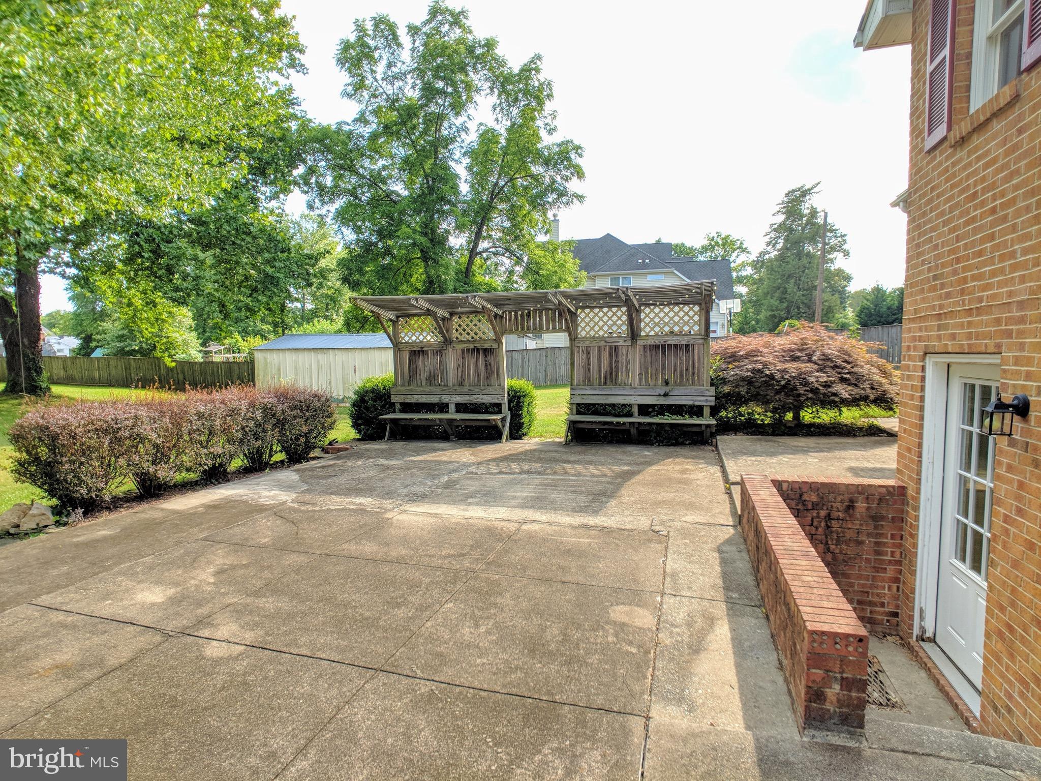 BYRNELEY VIEW - Residential